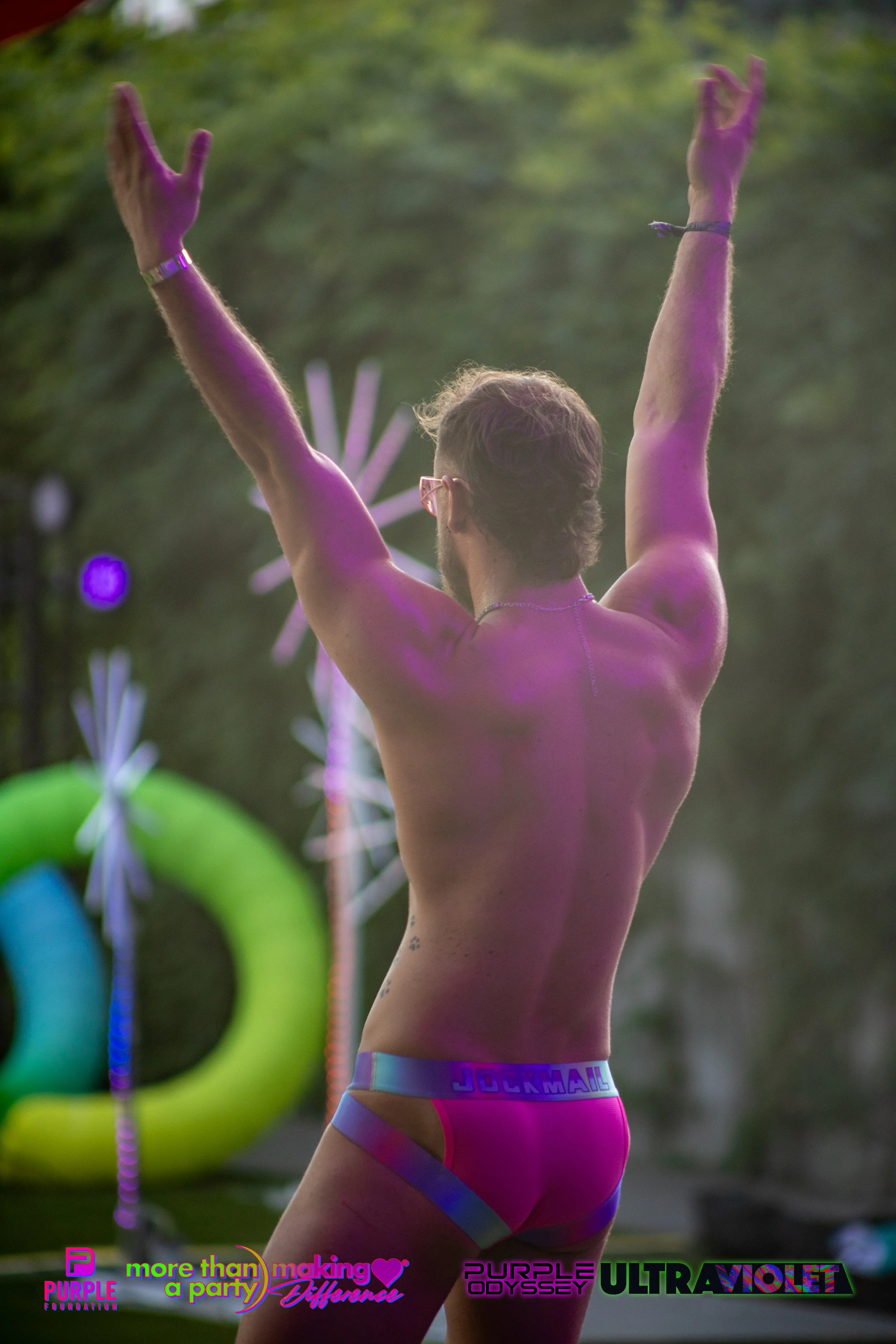 PPW25-02-PHOTOS-10 GLOW-40.jpg