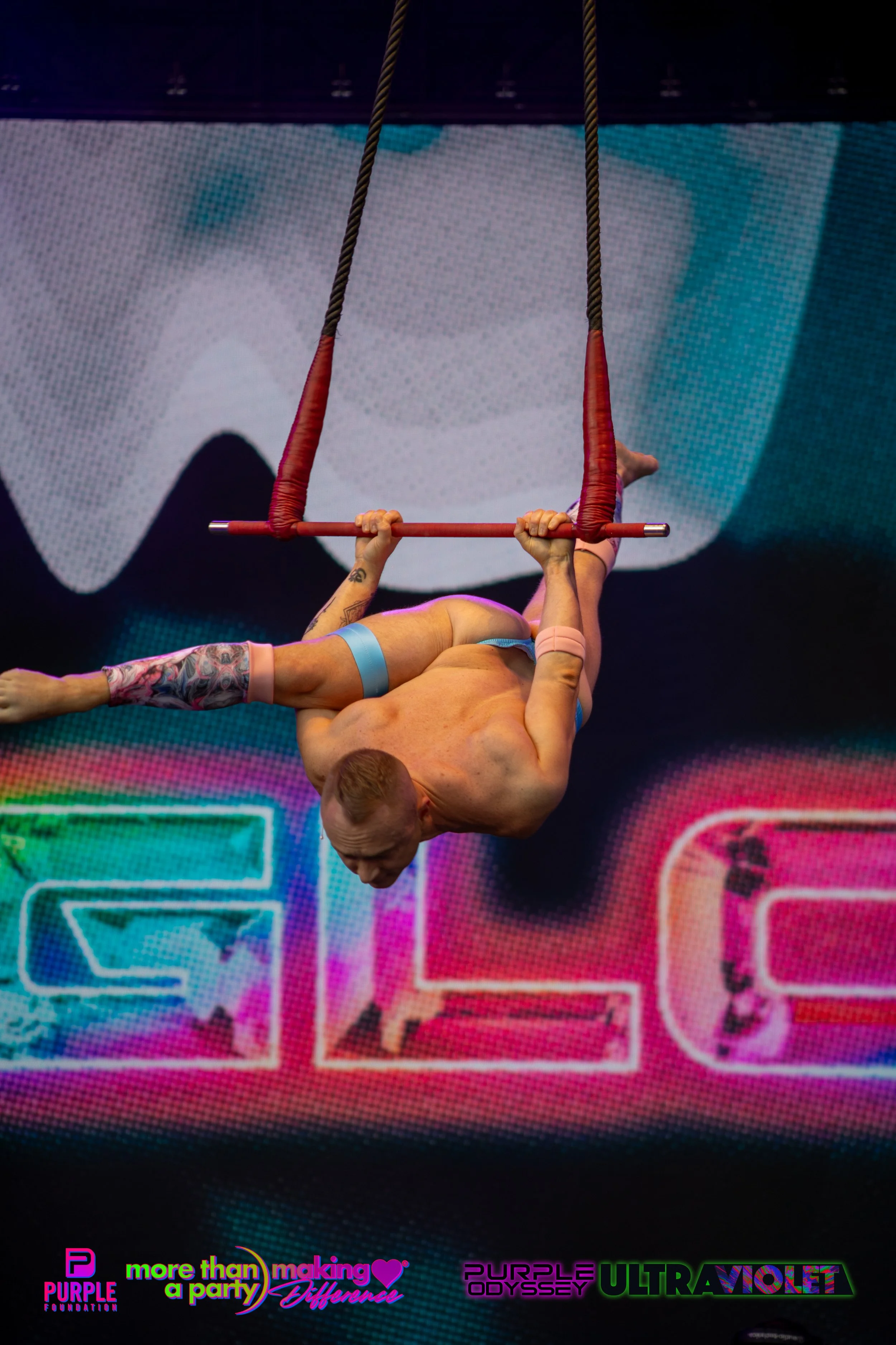 PPW25-02-PHOTOS-10 GLOW-54.jpg