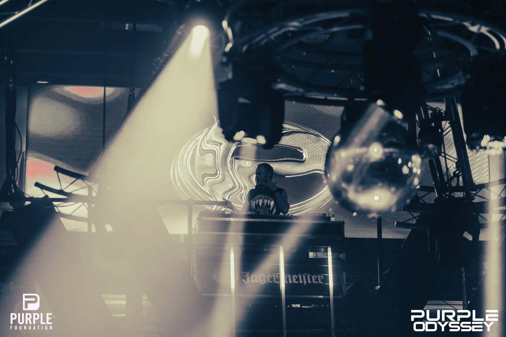 RoarMay2NL-18.jpg