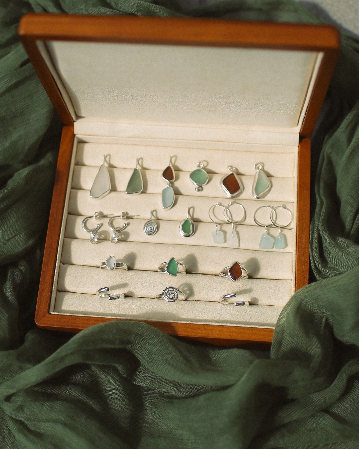 Ocean treasures for your sol ⋆˚꩜｡ made with okinawa seaglass &amp; sterling silver. Each piece will be uniquely yours ~ available online &amp; at @cafe_halcyon tomorrow!! 🌊🌀✨ @solmayjewelry