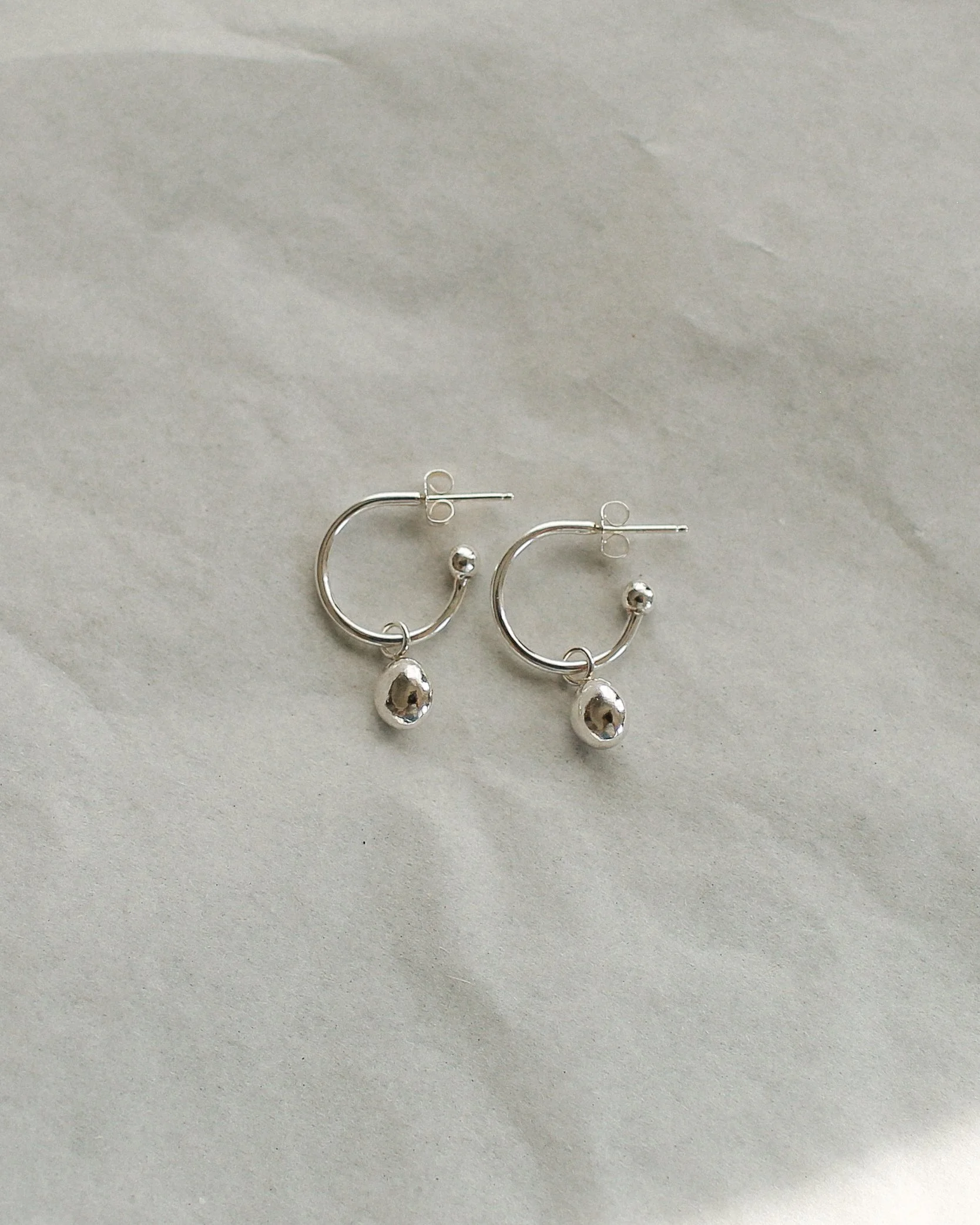 Droplet hoops