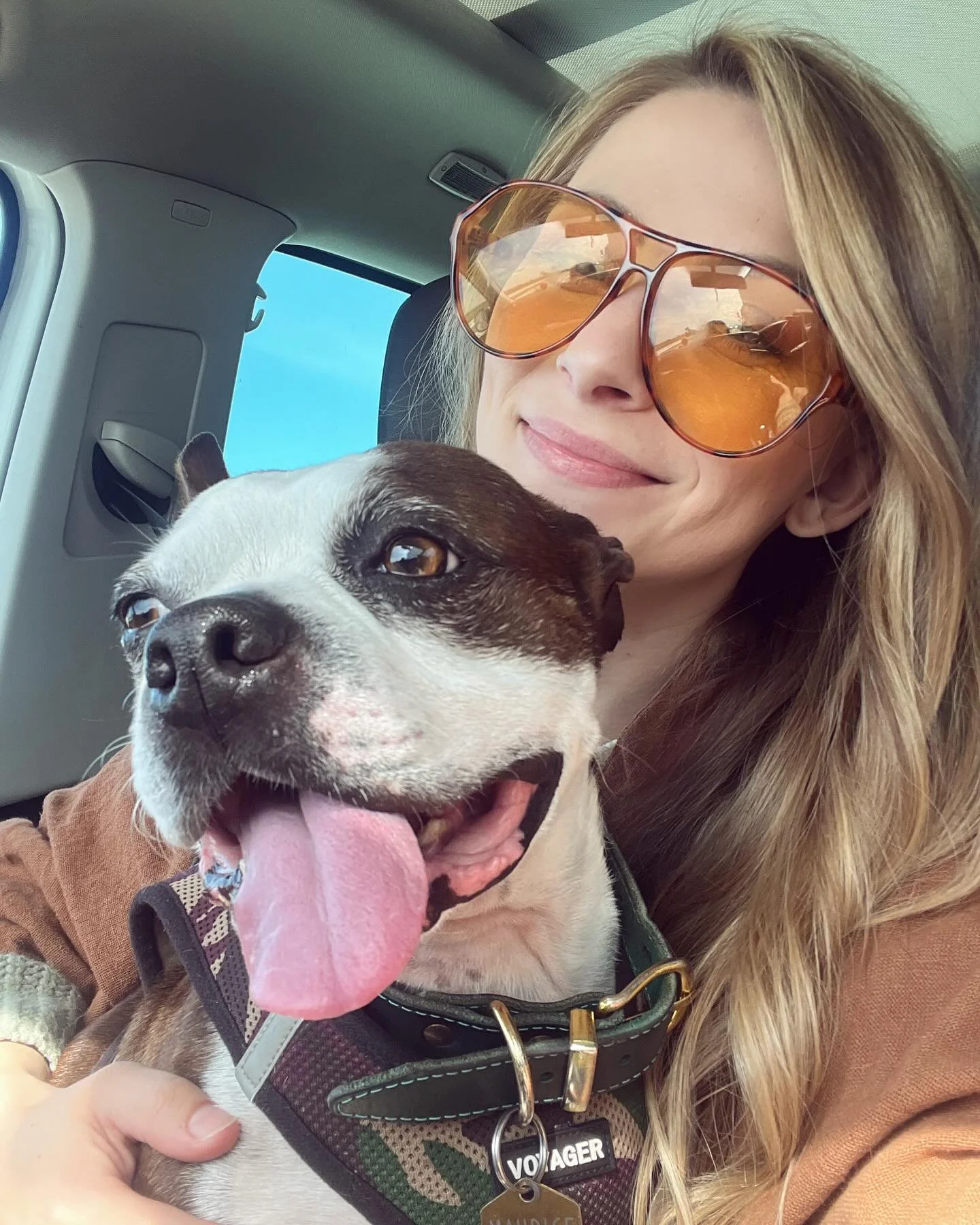 It&rsquo;s not tax day&hellip; it&rsquo;s Mo&rsquo;s Birthday!! 🎂 

This sweet boy turned 9 YEARS OLD today 😭 (swipe &gt;&gt; to see the day I brought him home)

Maurice is such a special soul 💕 everyone who meets him falls in love with him. He LO