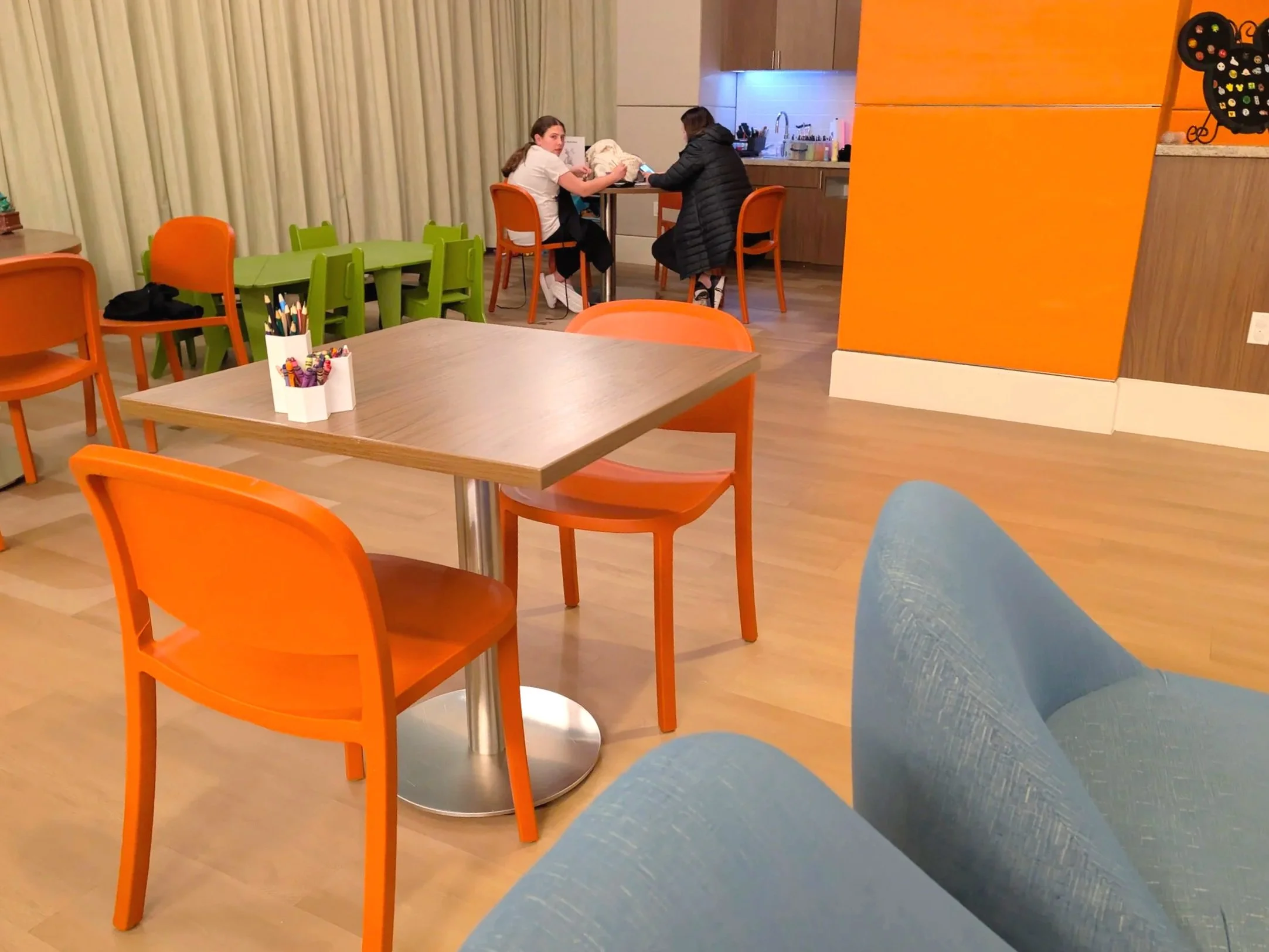 Disney's Contemporary Resort Bay Lake Tower Community Hall Arts Crafts Activities Activity