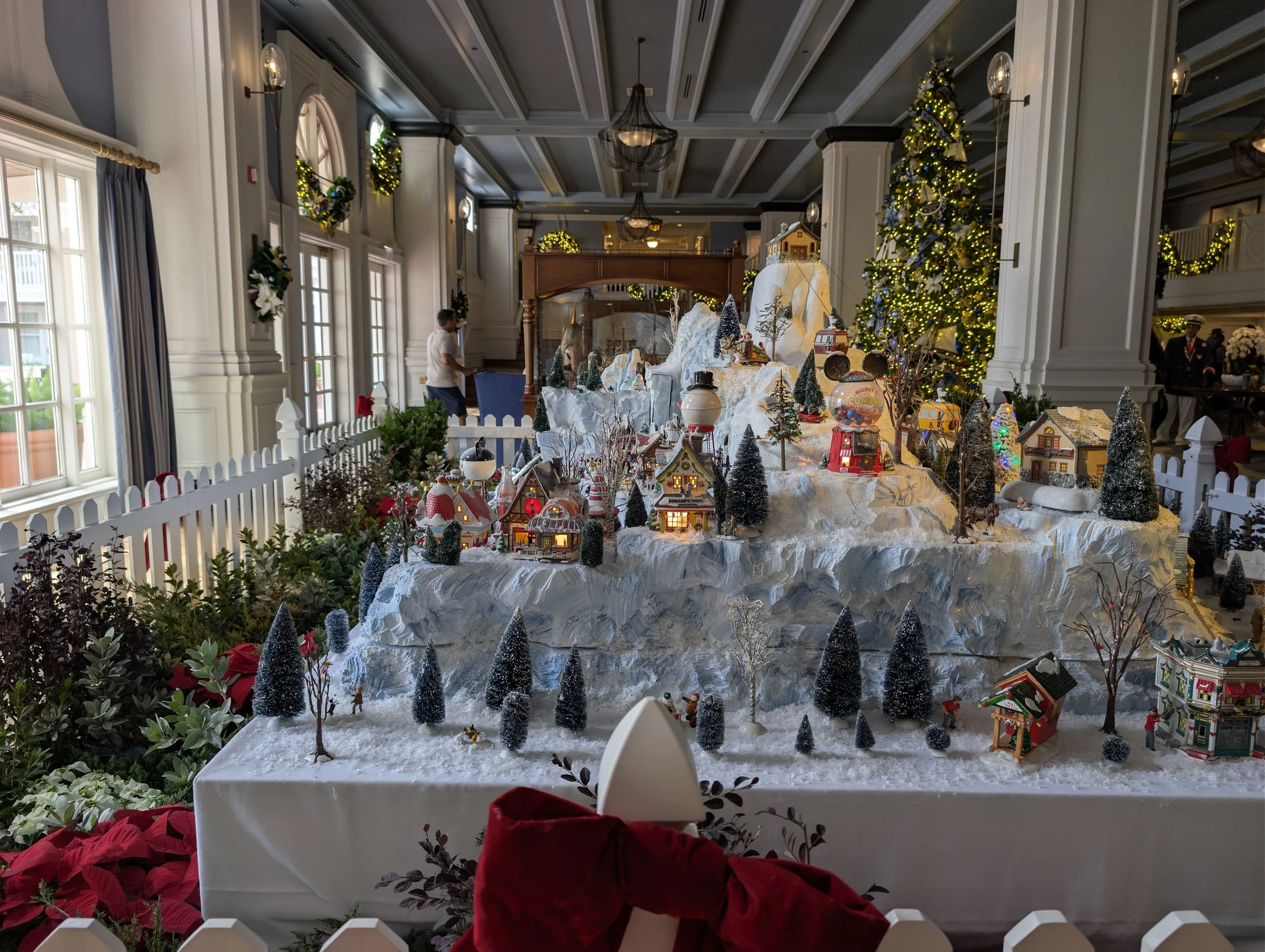 Disney's Yacht Club Resort Holiday Christmas Village Train Seasonal Miniature