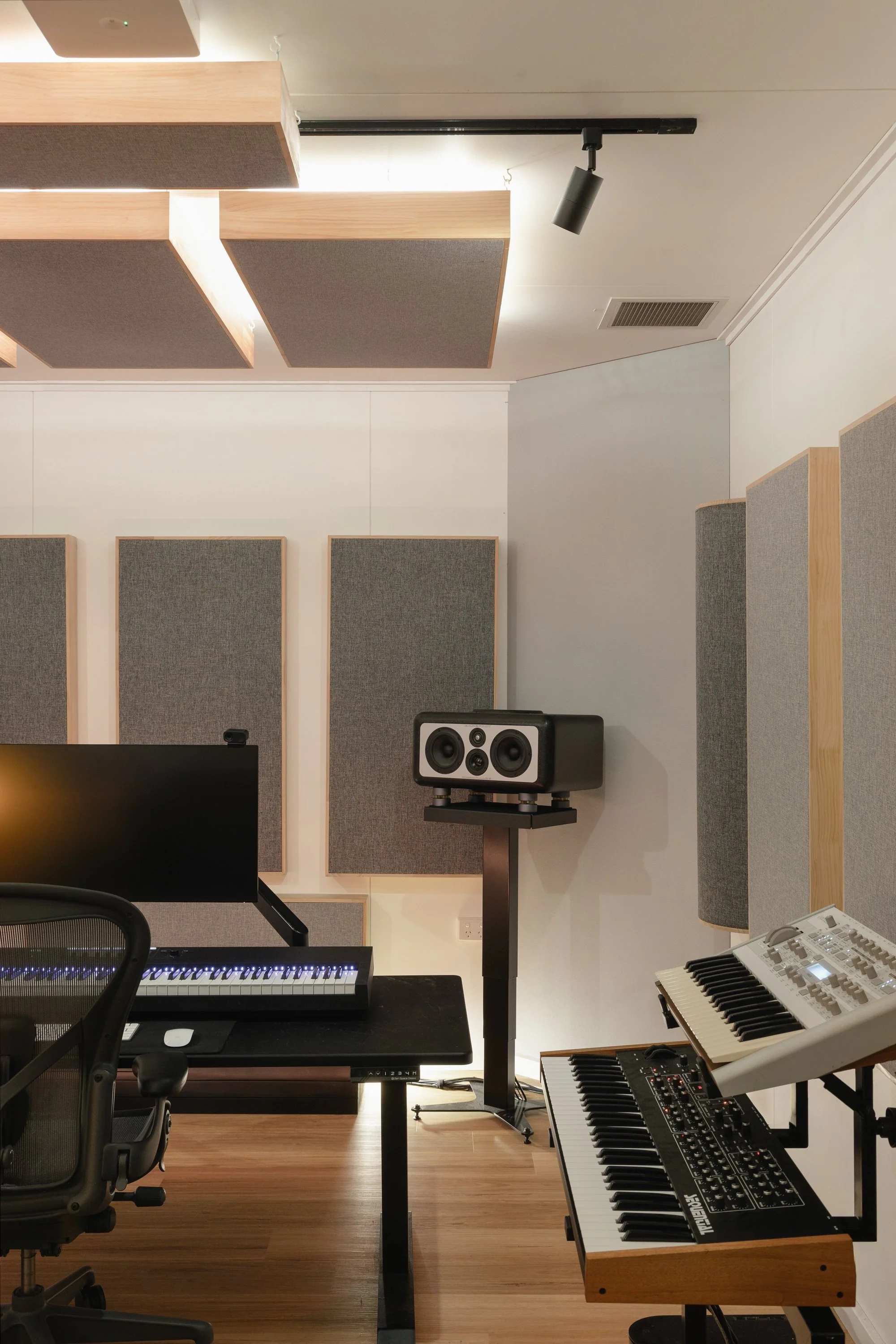 08-19 4000 Studios 07.jpg