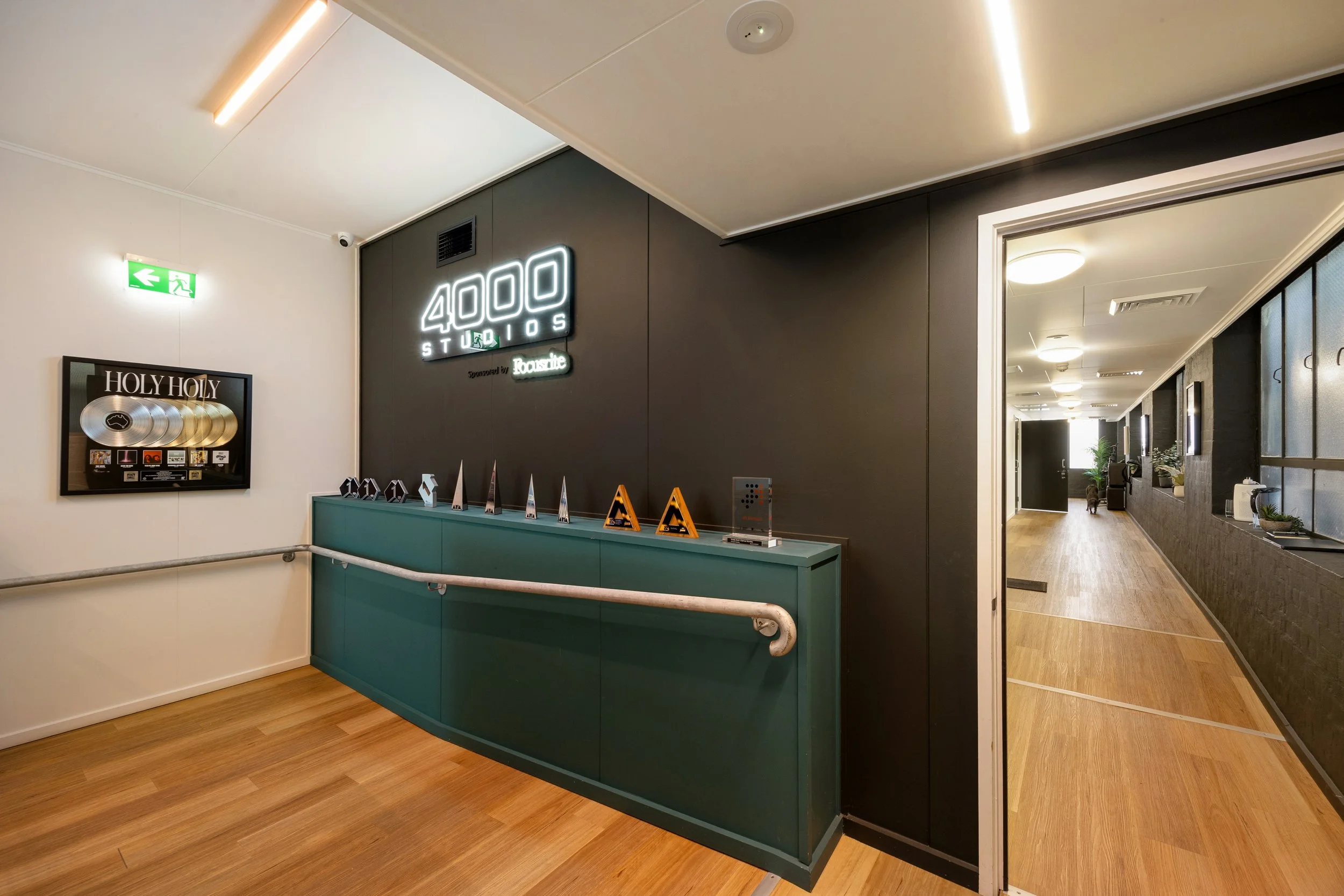 08-19 4000 Studios 02.jpg
