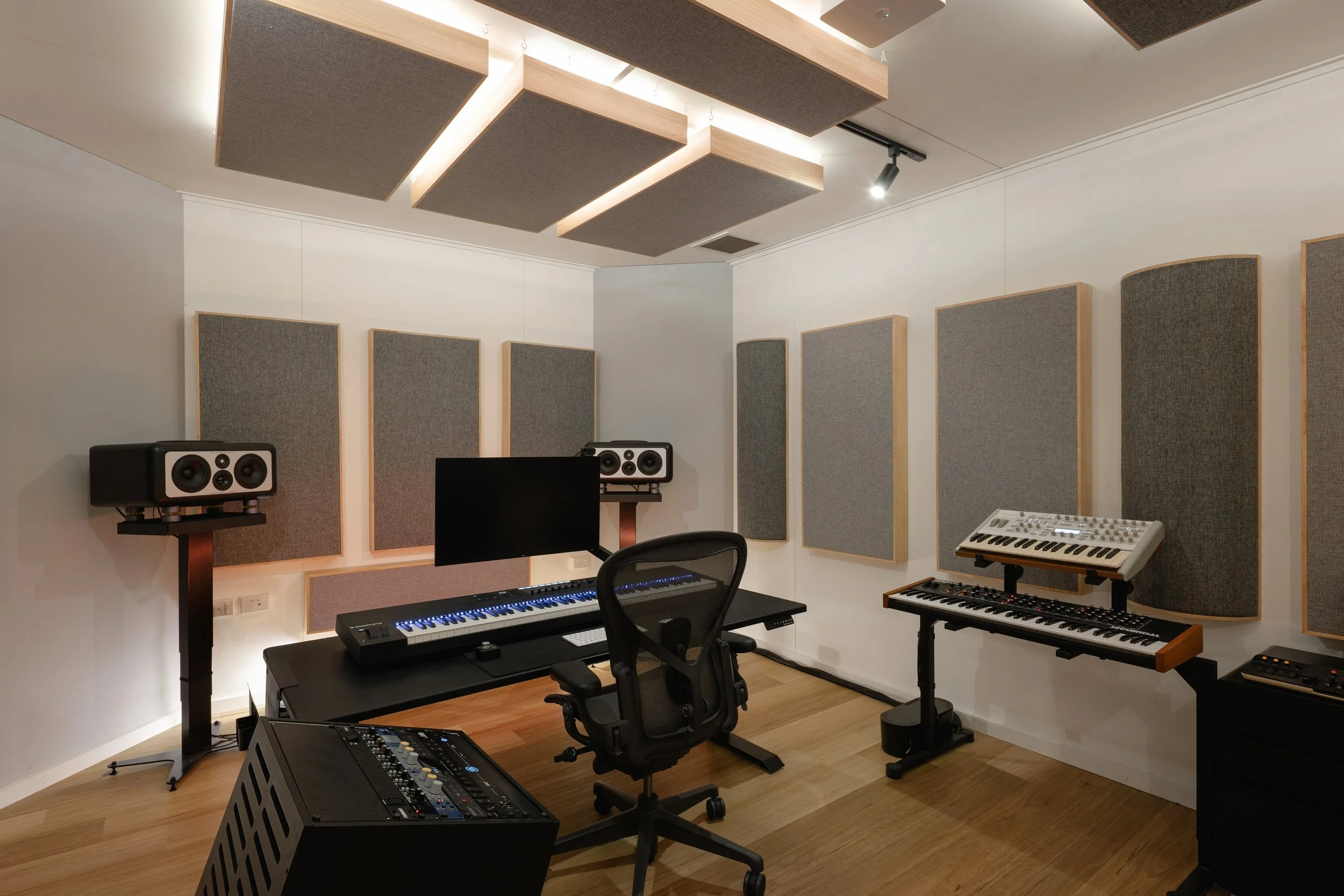 08-19 4000 Studios 06.jpg