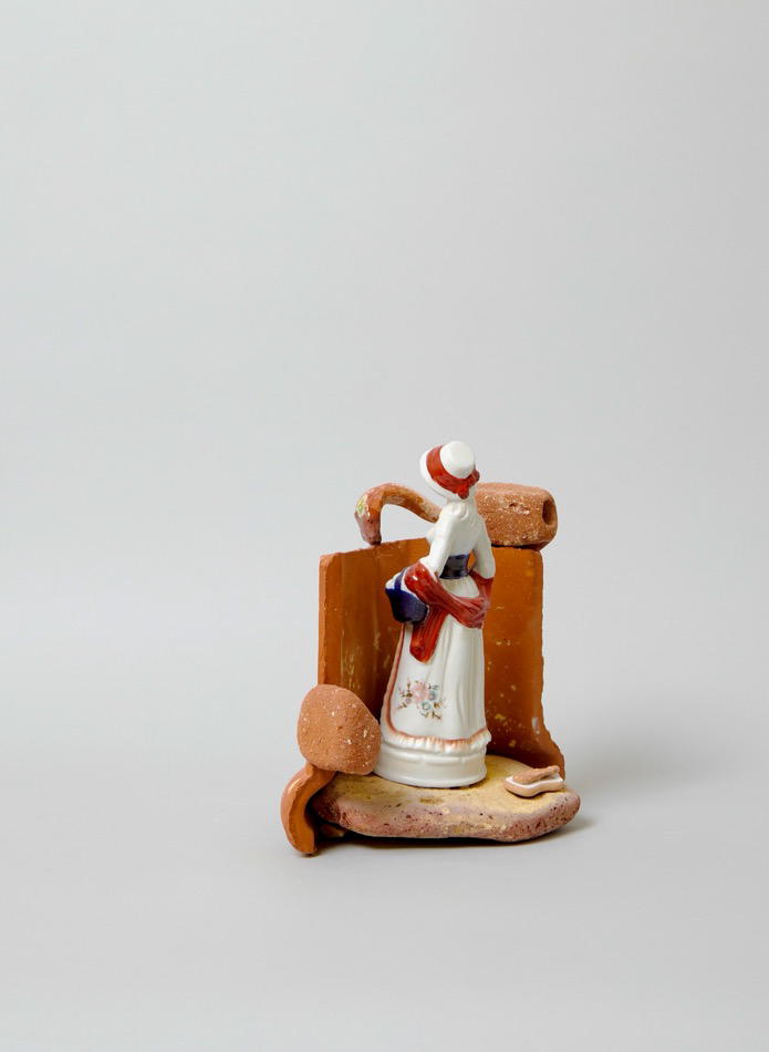  Vasilis Zografos - Untitled. 2025. Assembly 15 x 10 x 5 cm. Image: Courtesy of the artists and Espace_L. 