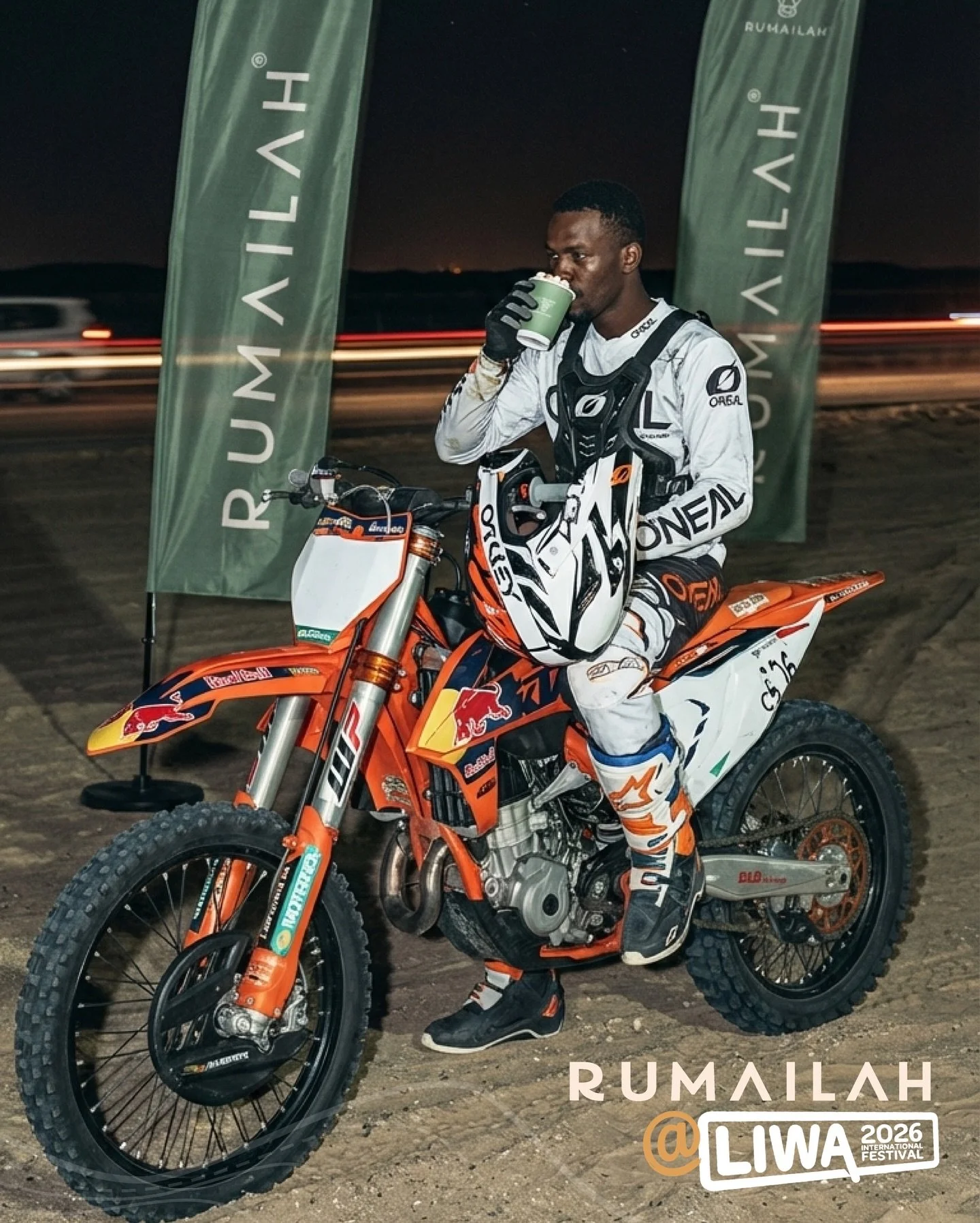 شتا ليوا غير&hellip;
هوت شوكلت الرميلة، الطعم اللي يكمّل التجربة ☕

Winter in Liwa hits different&hellip;
And the desert calls for a warmth that matches the challenge 🔥
Rumailah hot chocolate completes the experience ☕

#Rumailah #LiwaFestival #Liwa
