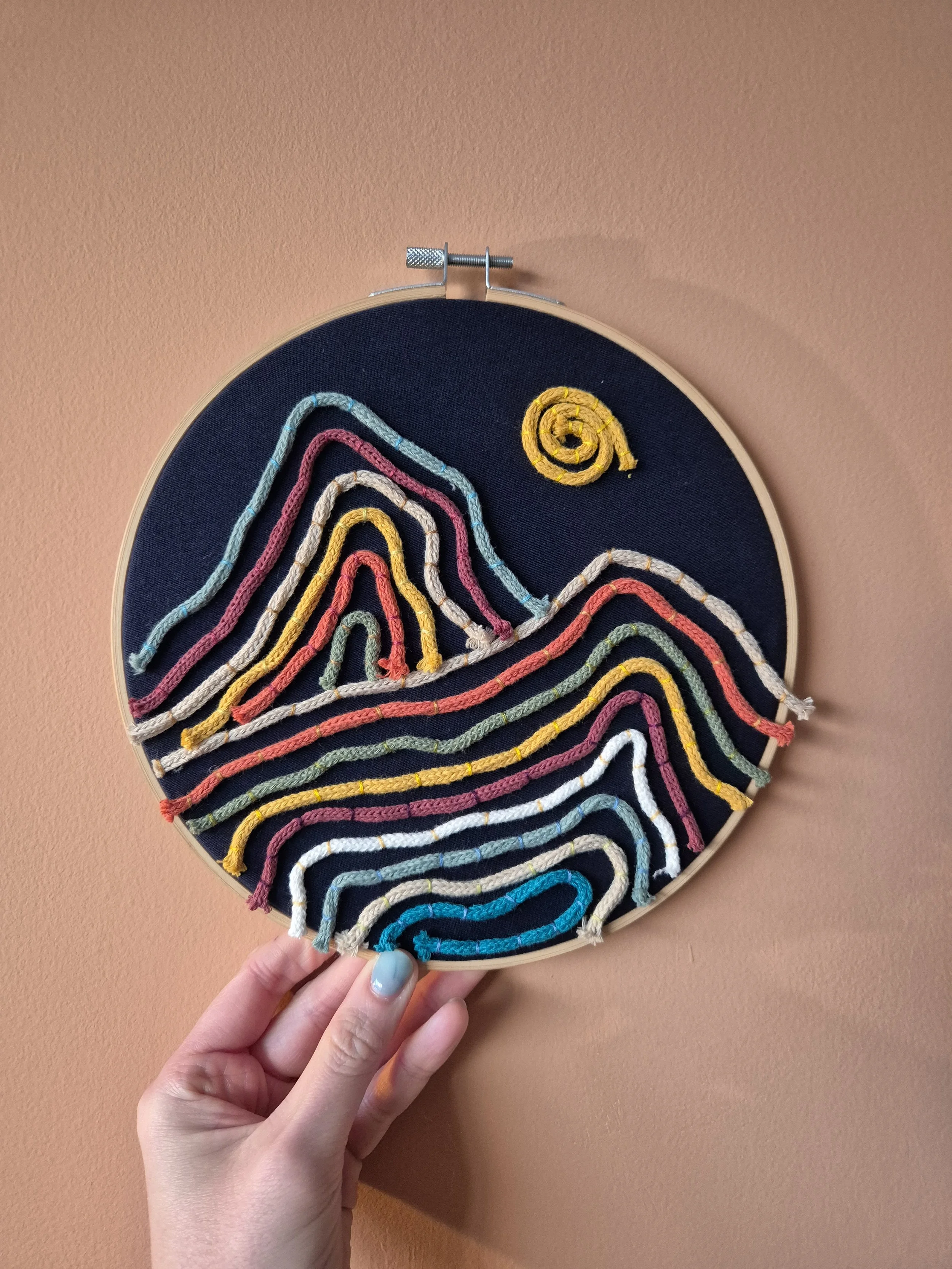 Mountain Lines - Yarn Hoop