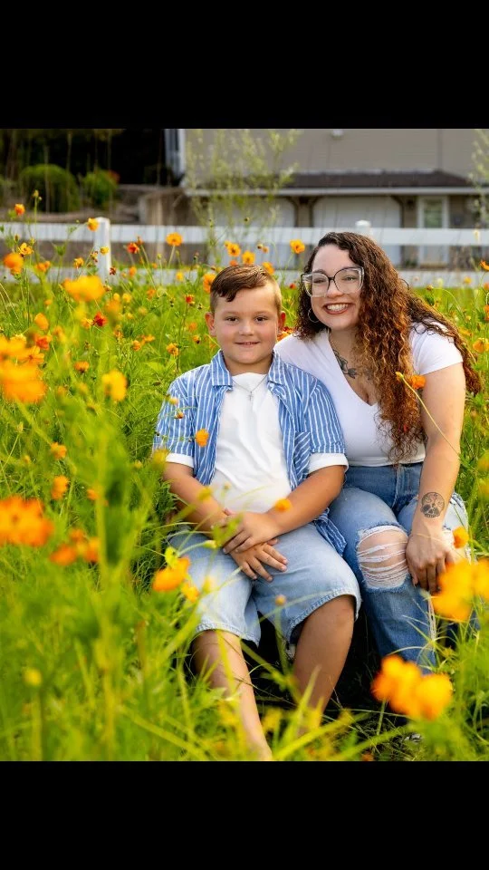 Wildflowers + golden hour = magic π«
There's still time to take advantage of this magic while the wildflowers are perfection! Book your mini session, now with 10 digital files included, at kaylacolwellphoto.com/wildflower