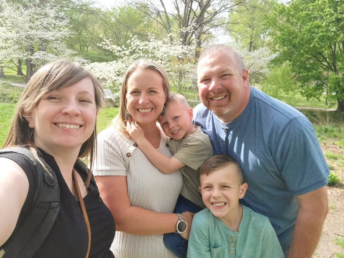 Fun start to morning with this beautiful spring time session with some of my favorite people to capture ❤️