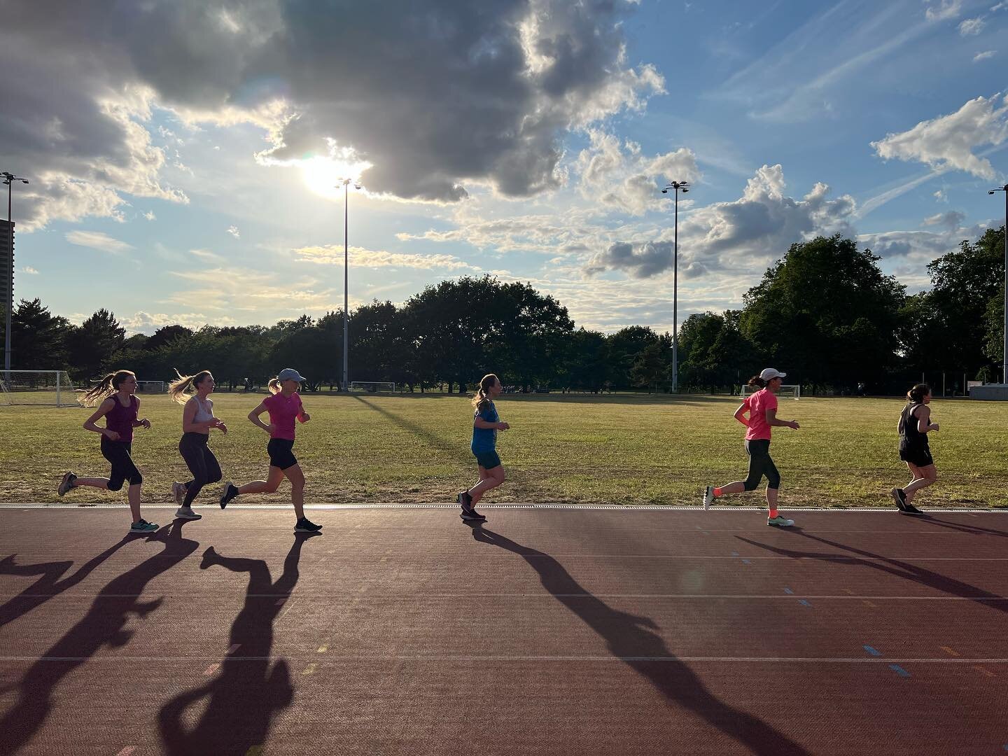 Is there anything better than summer nights down at the track? 

From a coach&rsquo;s point of view, no, not really! 😂

Two more great sessions ticked off yesterday evening.  The 3:30 am alarm this morning was particularly tough though 😅 but off fo