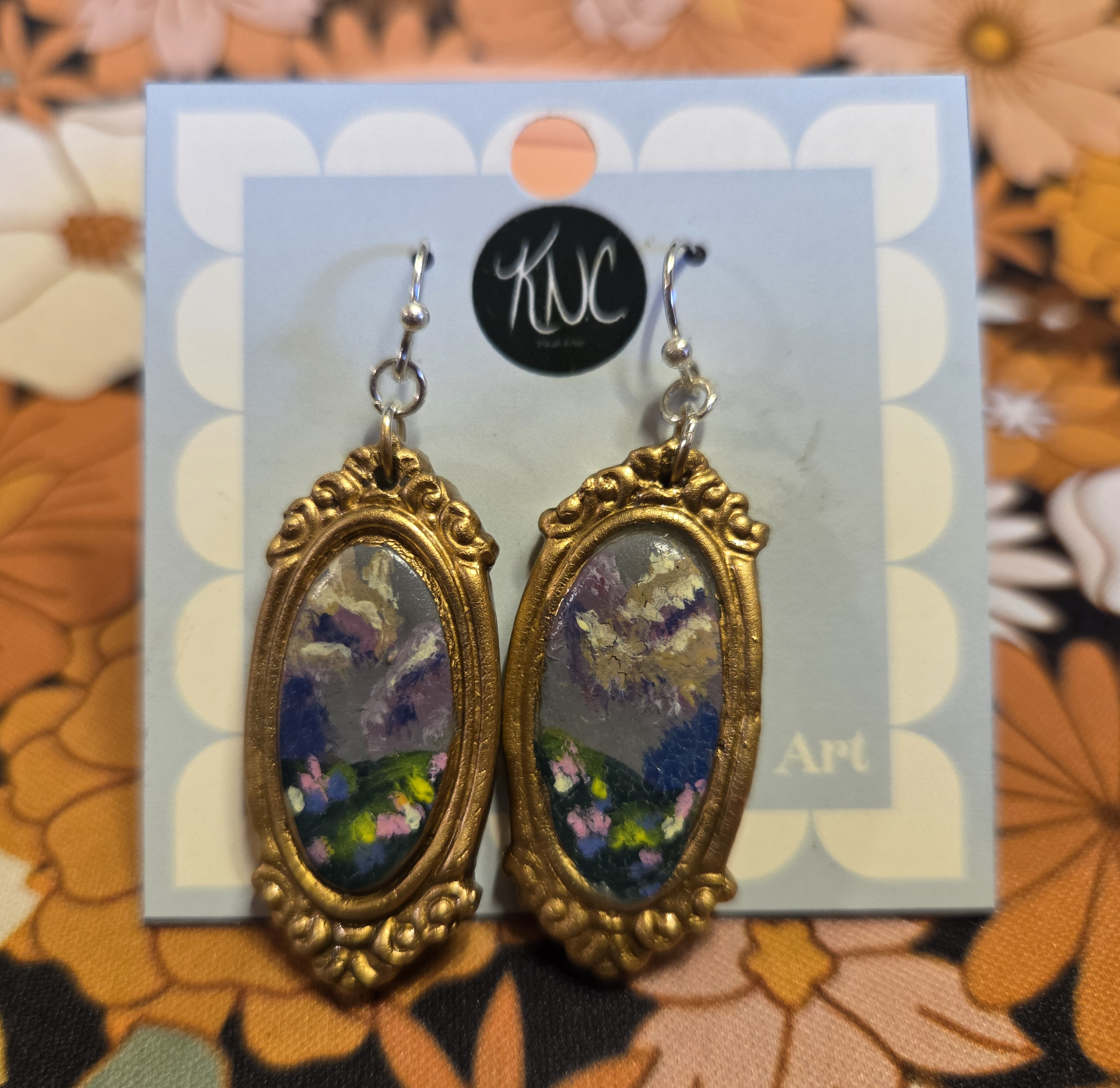 Purple Meadow Oval Frame 1.png