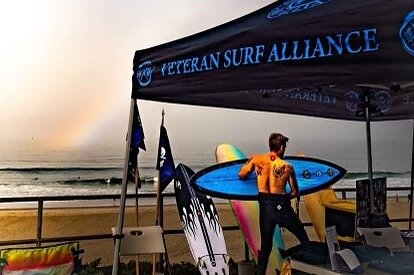 Stoked to see @sean_vsa_sc with his new 6&rsquo;11&rdquo; @veteransurfalliance #customsurfboards #surfing #surfers #veterans