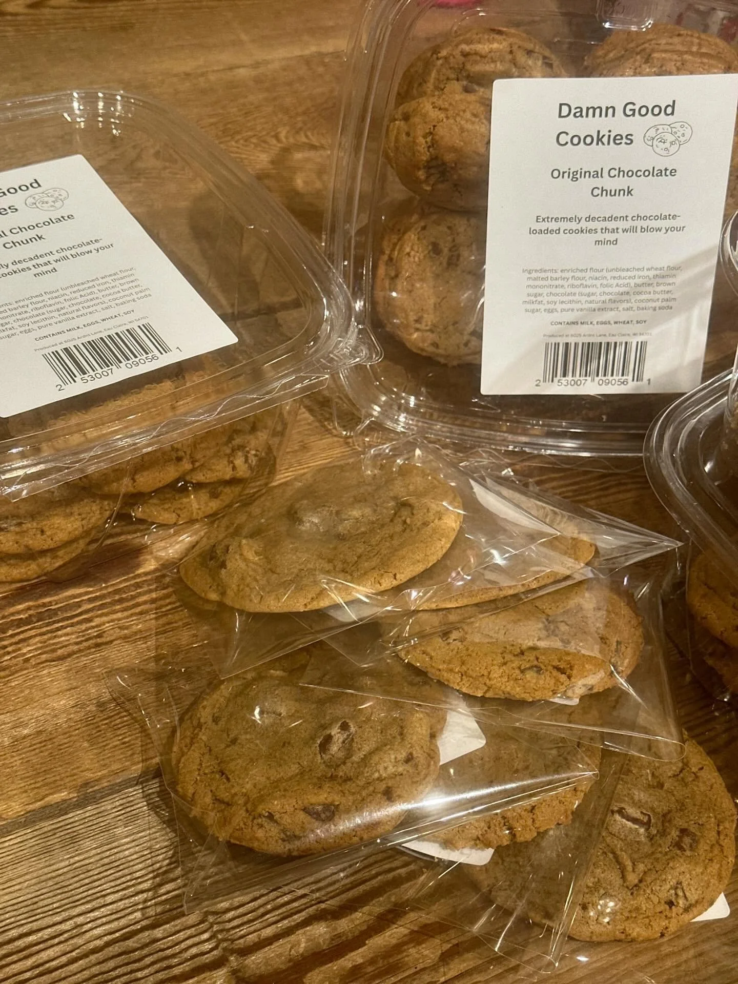 Big restock on those Damn Good Cookies! 🍪 Grab them before they&rsquo;re gone again! 

#curvuetreefarmandgardens #curvuegiftshop #shoplocal #shopsmall