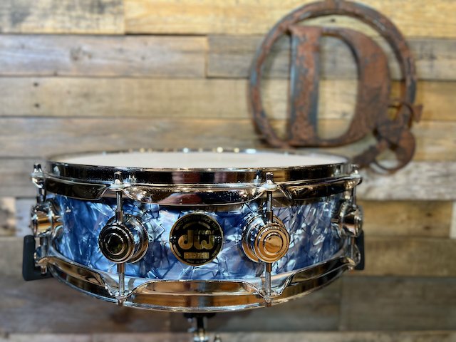 DW Maple Piccolo Snare Sample