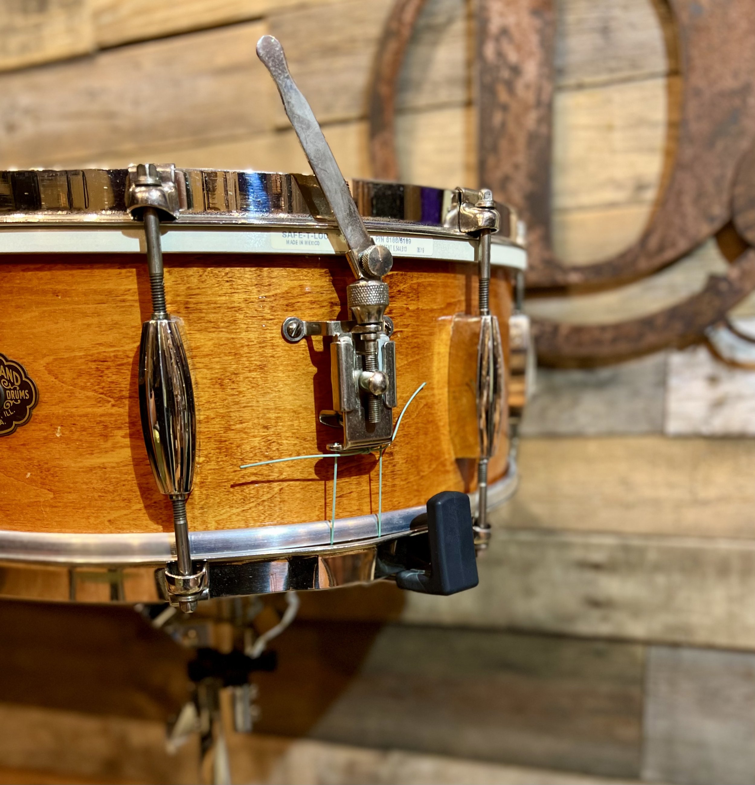 Slingerland Aged Mahogany Samples