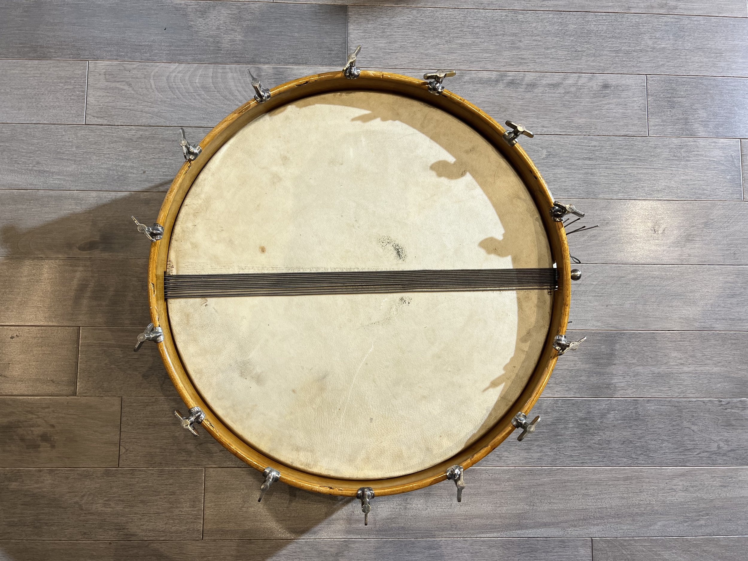 Calfskin snare resonant head