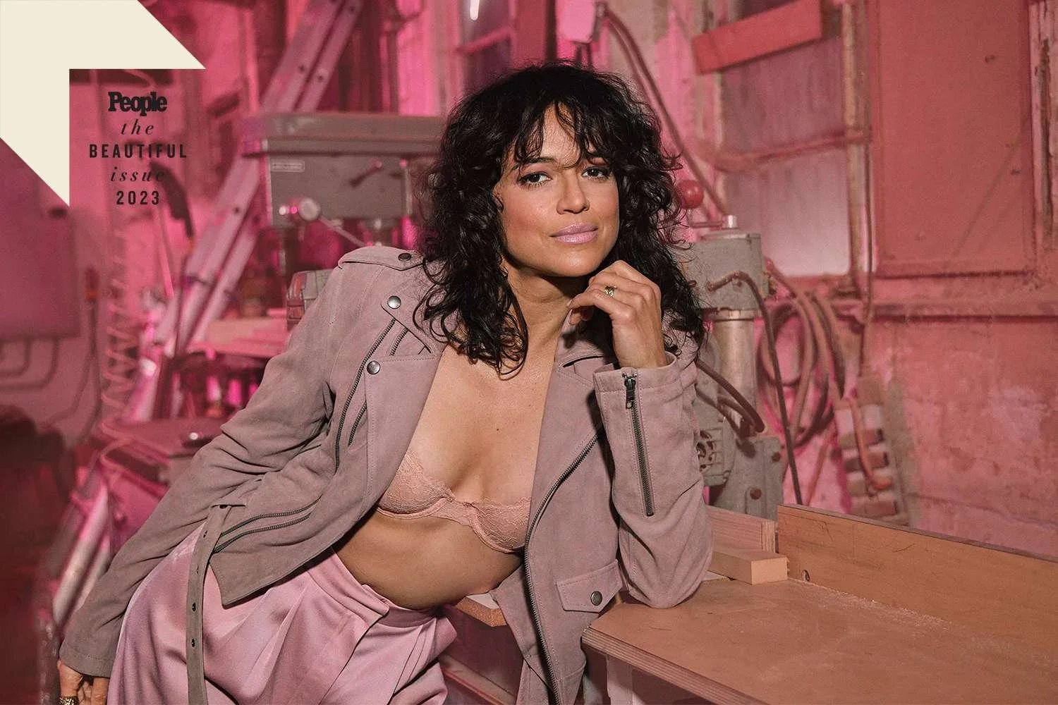 People_michelle-rodriguez_01-tout-601a450f386145a3a54c3b0d7361fdae.jpg