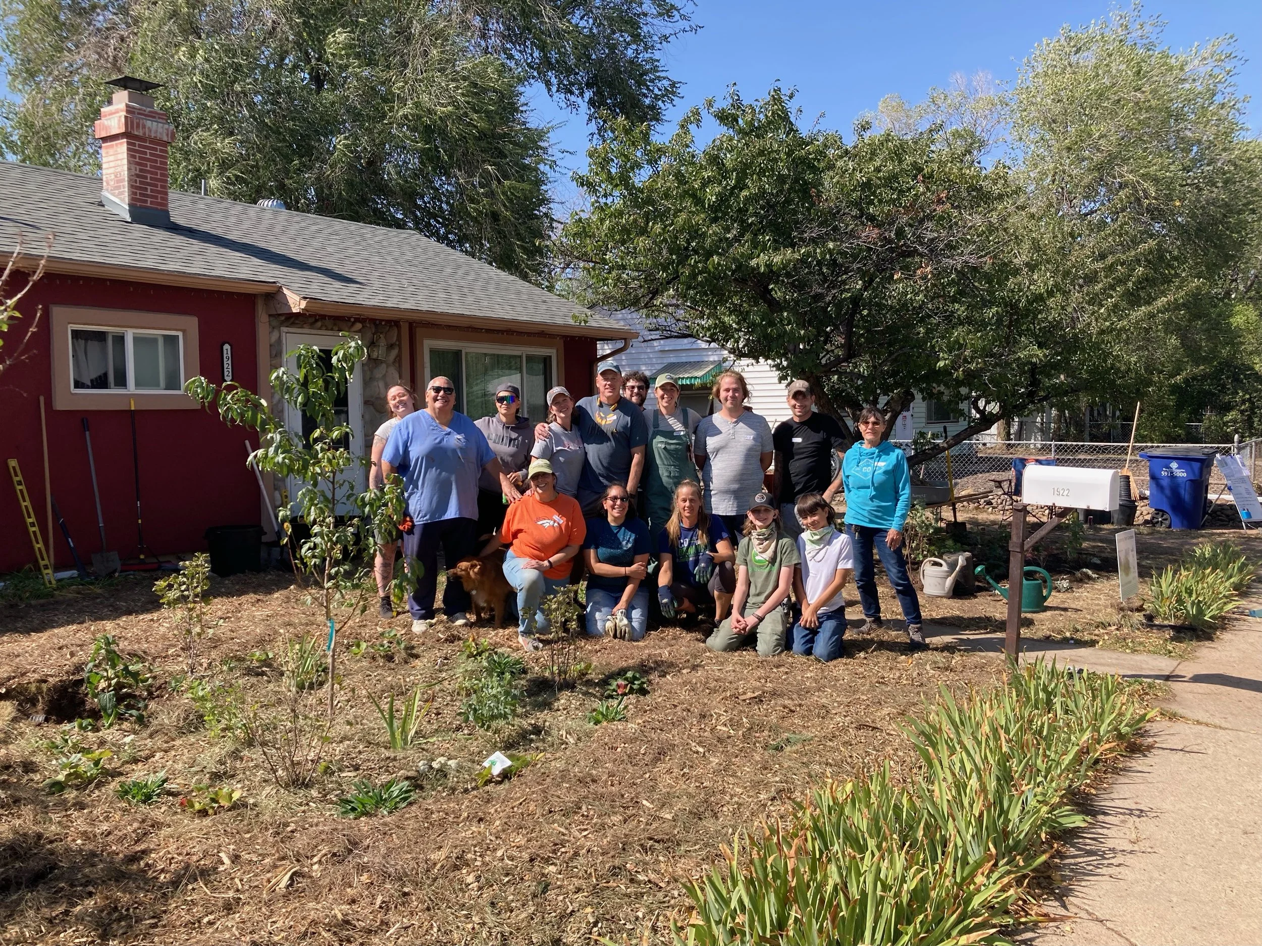 Neighbors Transform Another Landscape in Stratton Meadows!