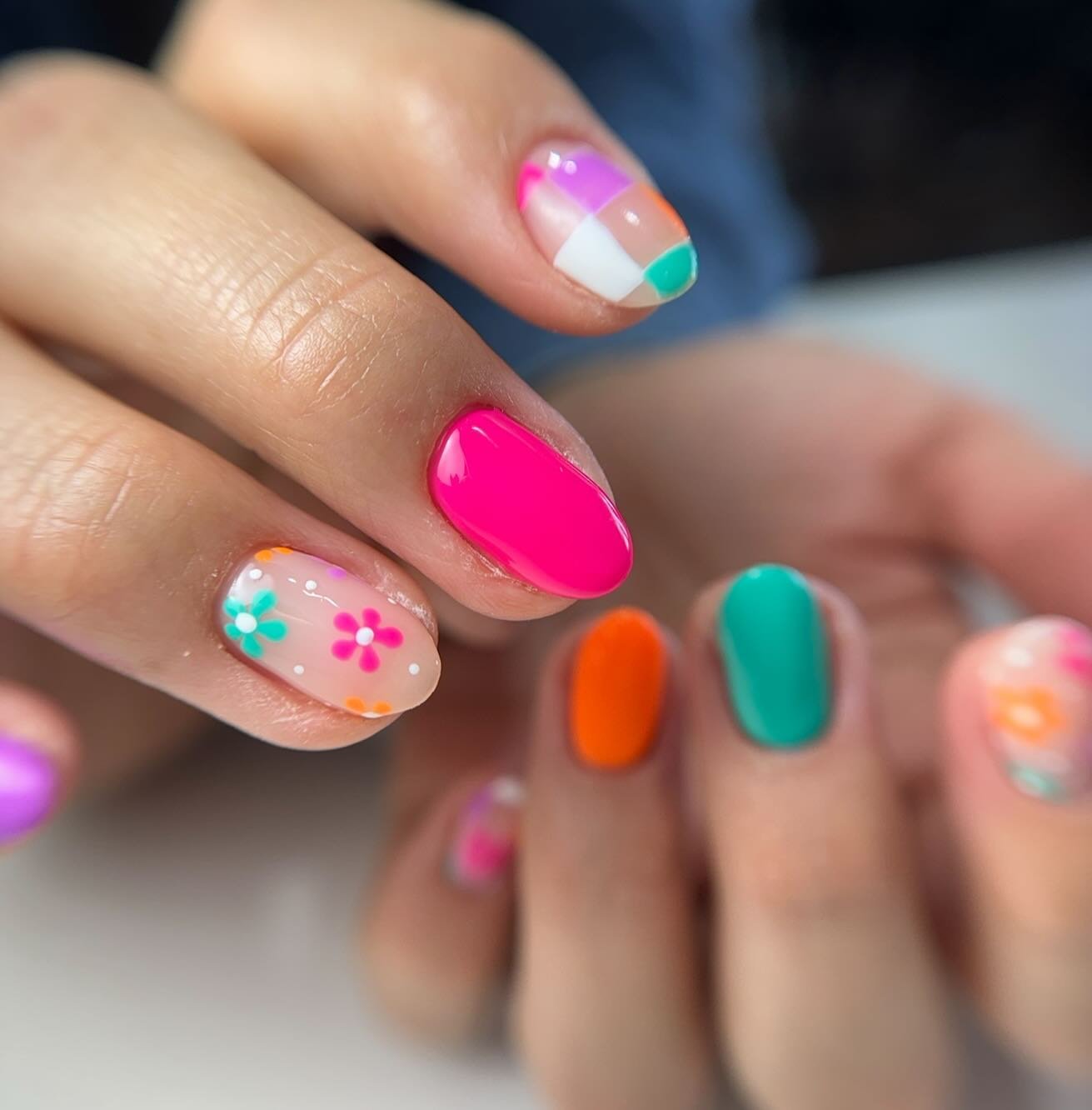 These bright, summery nails are CRUISE READY 😍🛳️🏖️

&bull;
&bull;
&bull;
#nails #summernails #utahnails #ogdennails #utahnailtech #ogdennailtech #brightnails #structuredgelmanicure #structuredgelnails #nailinspo #lather #lathersalonutah