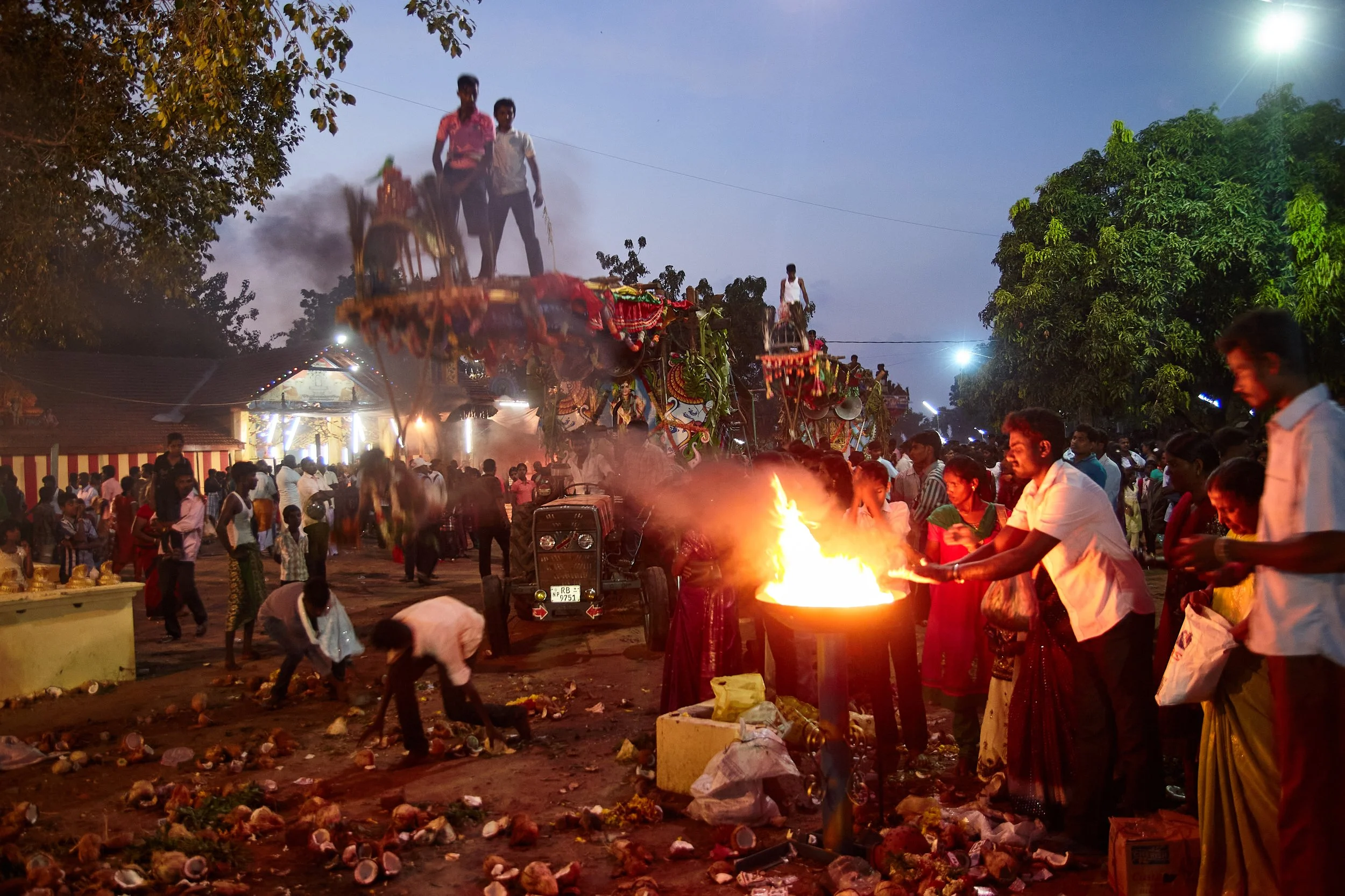The vibrant scenes keep getting chaotic with every passing second.