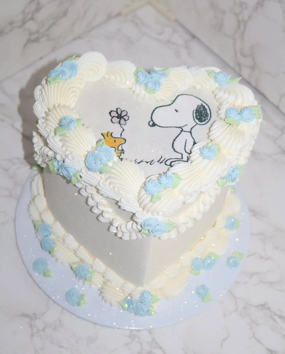 (12/27) M. Baby Blue and White Snoopy Cake