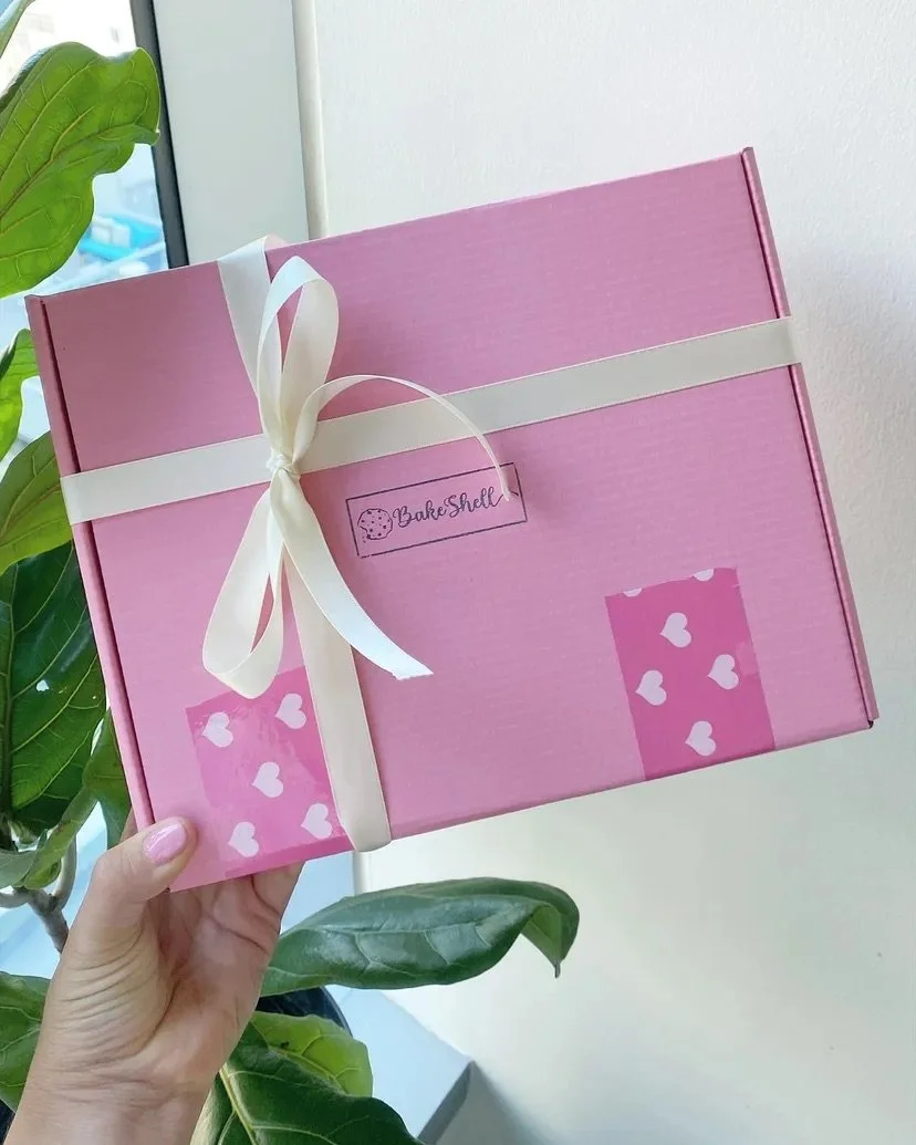 Pink BakeShell Box .jpeg