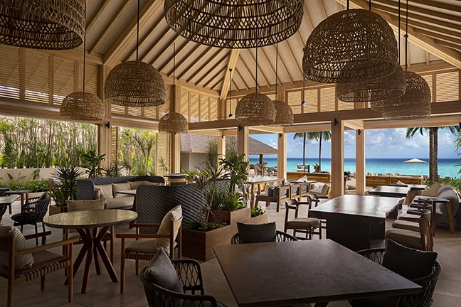 banyan tree - Sands Beach Club Restaurant Daytime - HiRes.jpg
