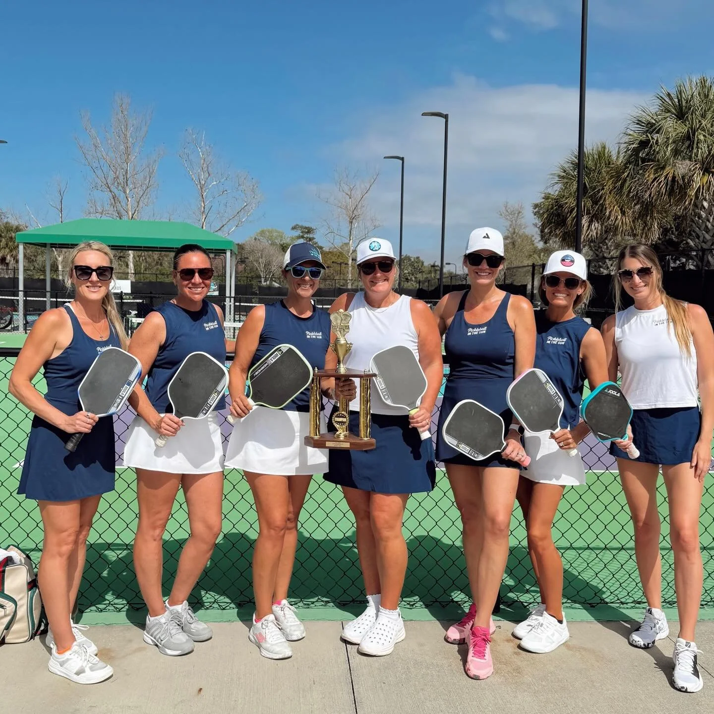 @playtheyards Ladies&rsquo;s League Champs! Such a battle for the championship game. Thanks for the fun season, @maria.nili.pickleball &amp; @yardspicklegarden! And thanks @joolapickleball for powering us to the giant trophy. #pickleballinthesun #pic