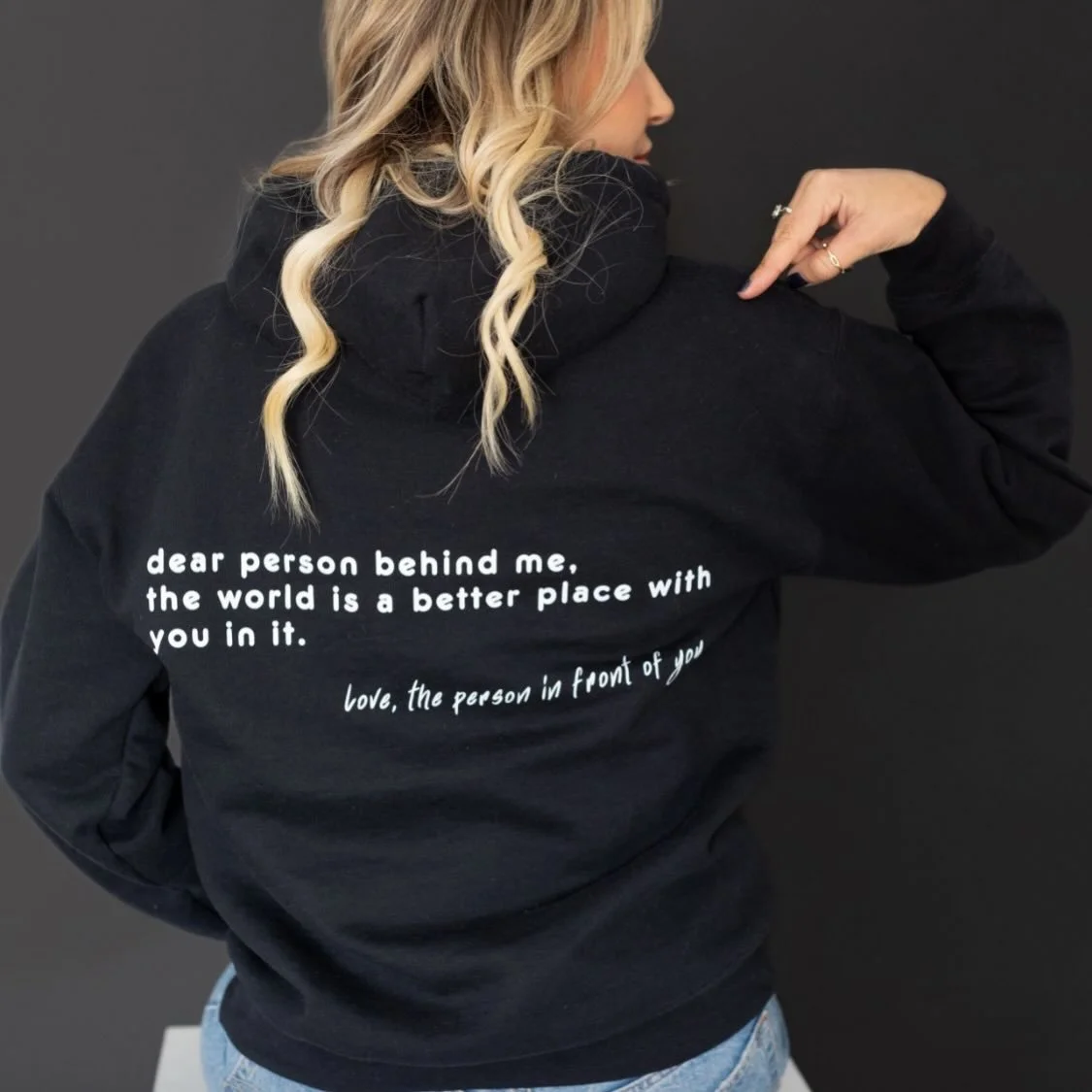 💔 Today marks 6 years since my mother&rsquo;s life was taken by suicide.

The moment I got the call, my heart shattered.

It felt like the air had been stolen from my lungs.

I fell to my knees&mdash;this couldn&rsquo;t be real.

How could this happ