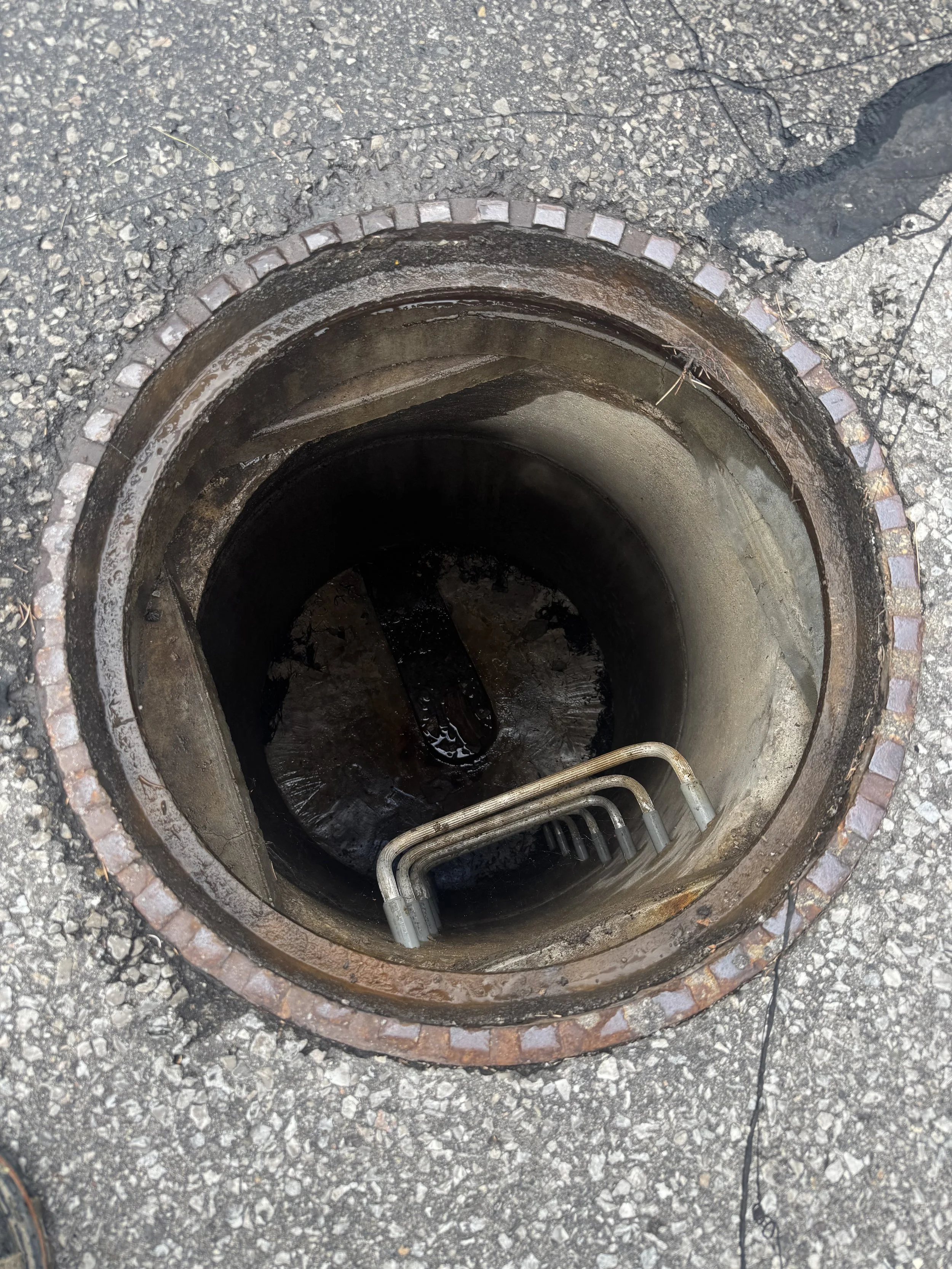 A sewer in Aurora during hydro jetting service