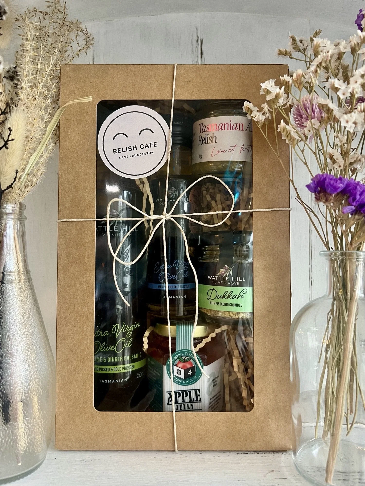 The Home Table Hamper
