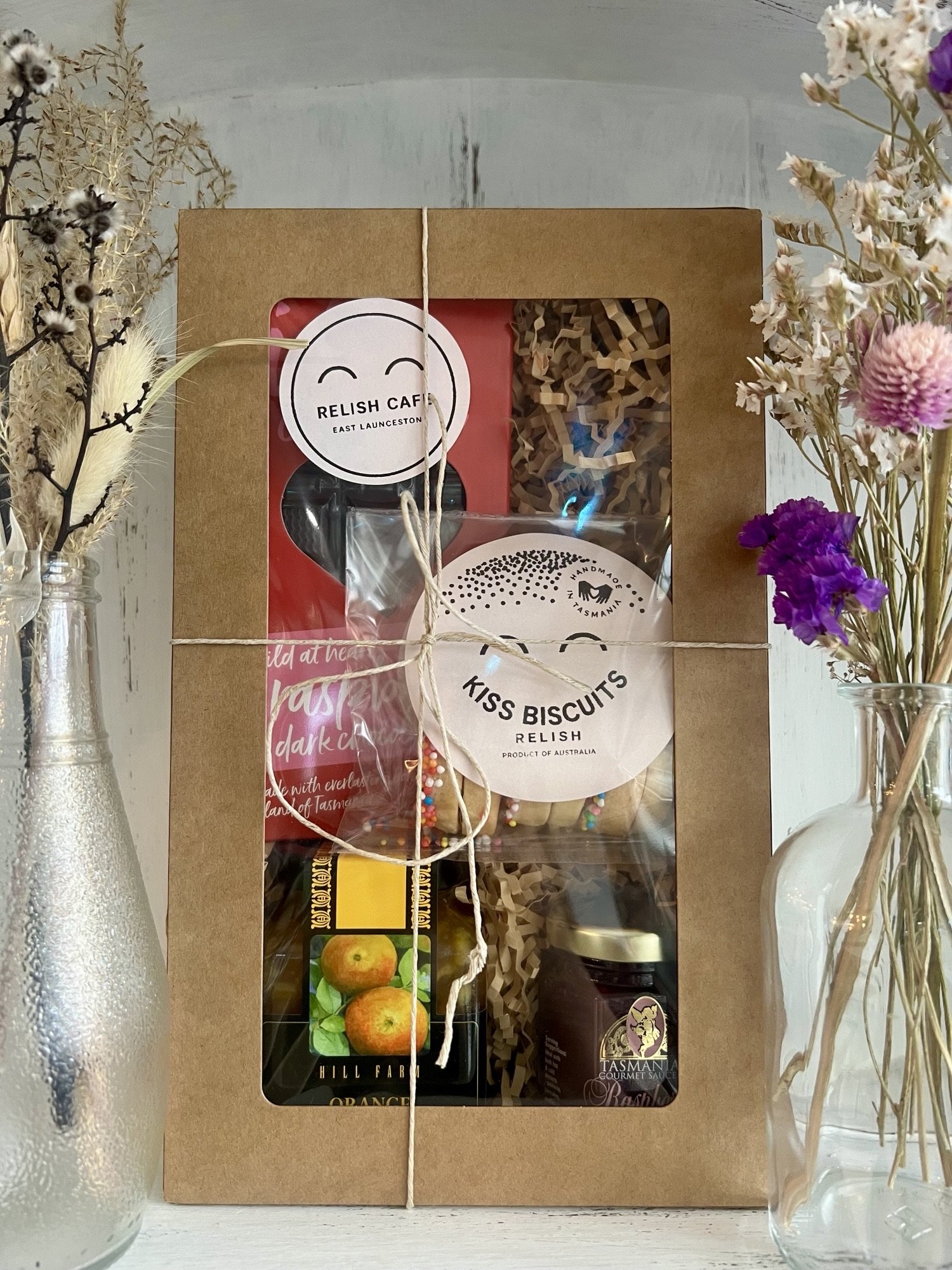 Sweet moments hamper.jpeg