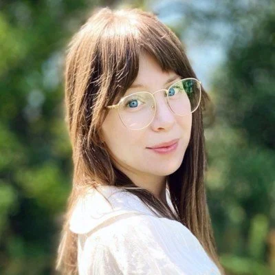 emily.jpg