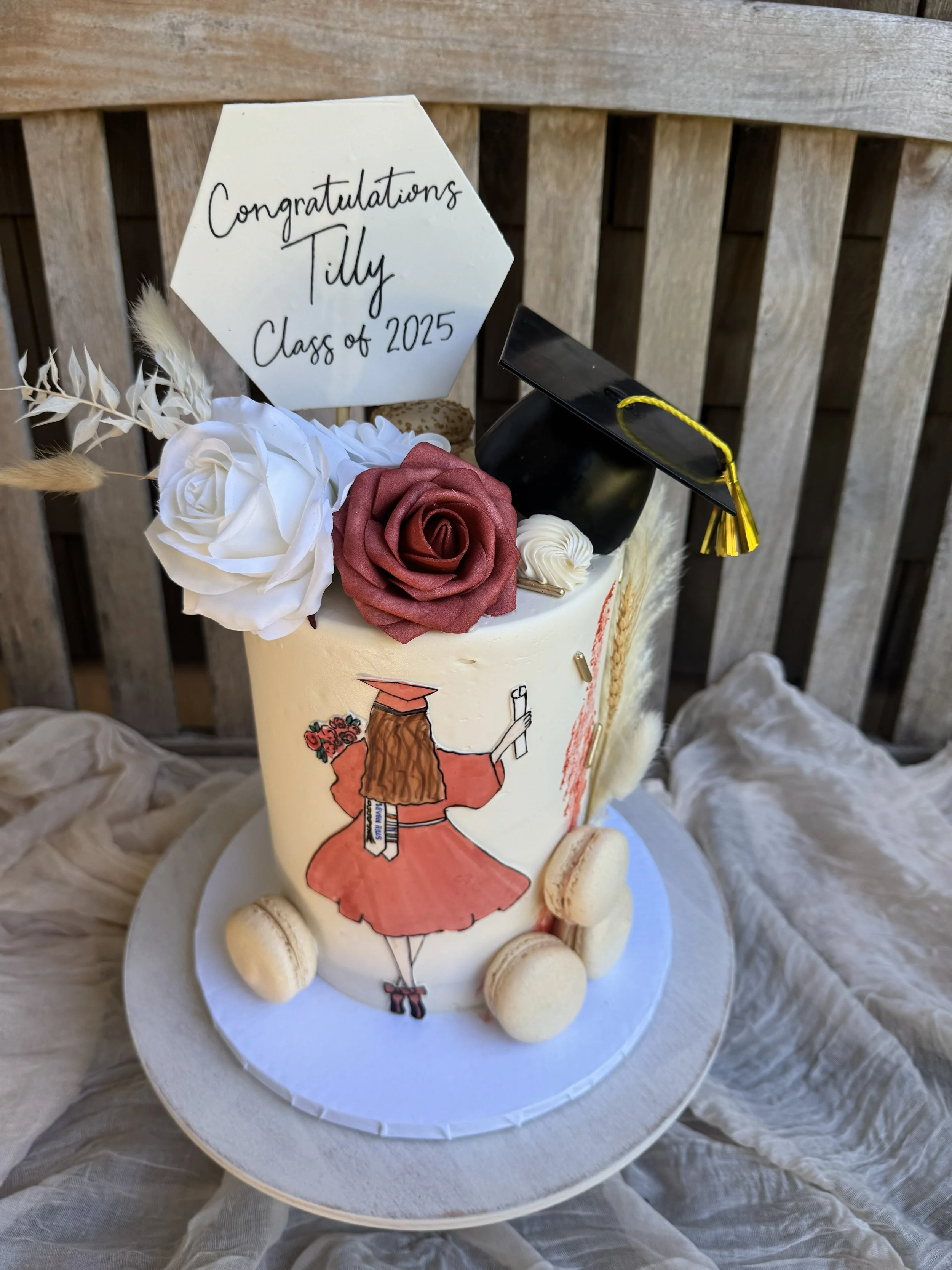 elegant couture fashion graduation cake red black.jpg