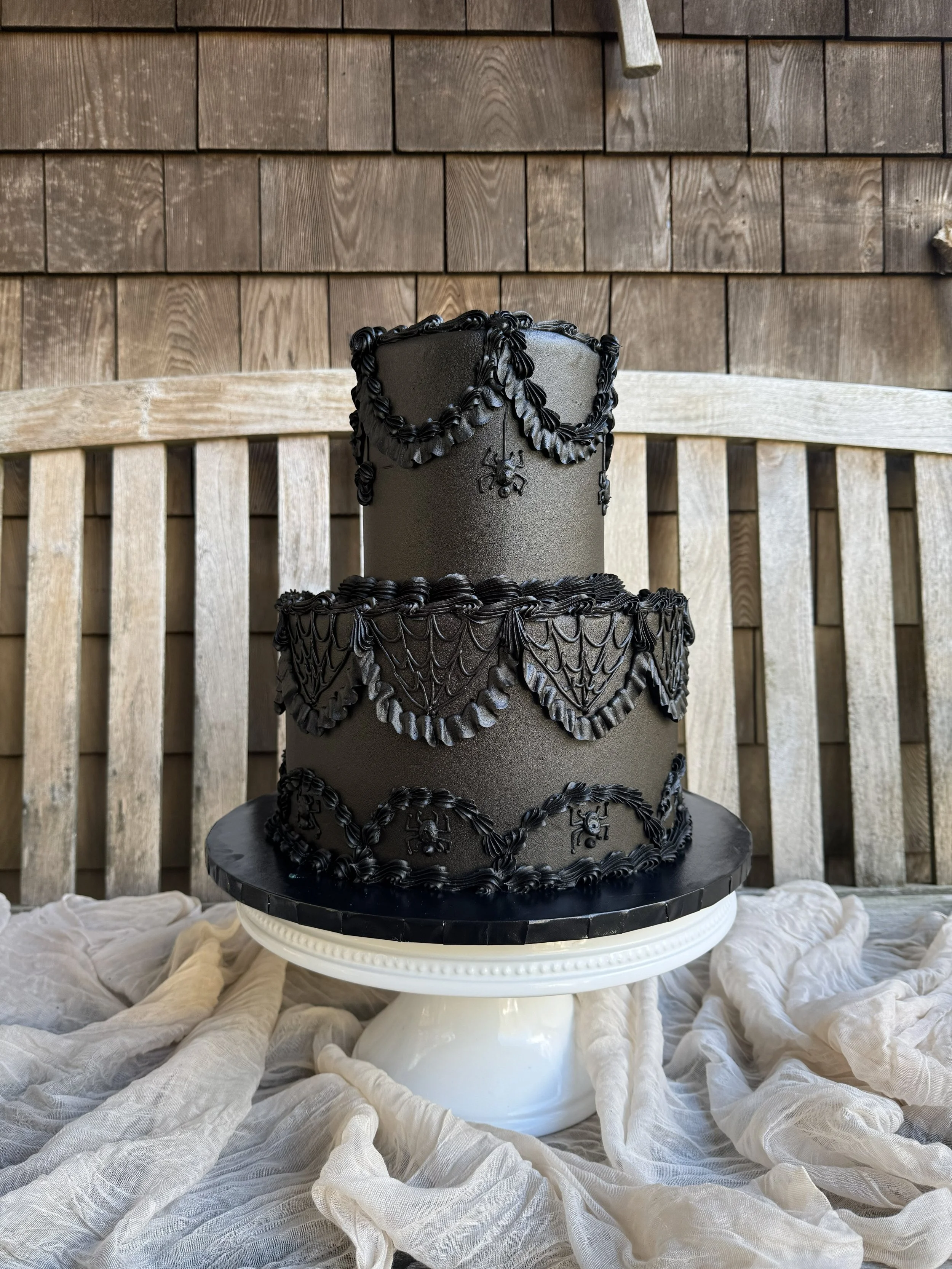 vintage black buttercream cake vintage old school piping.jpeg
