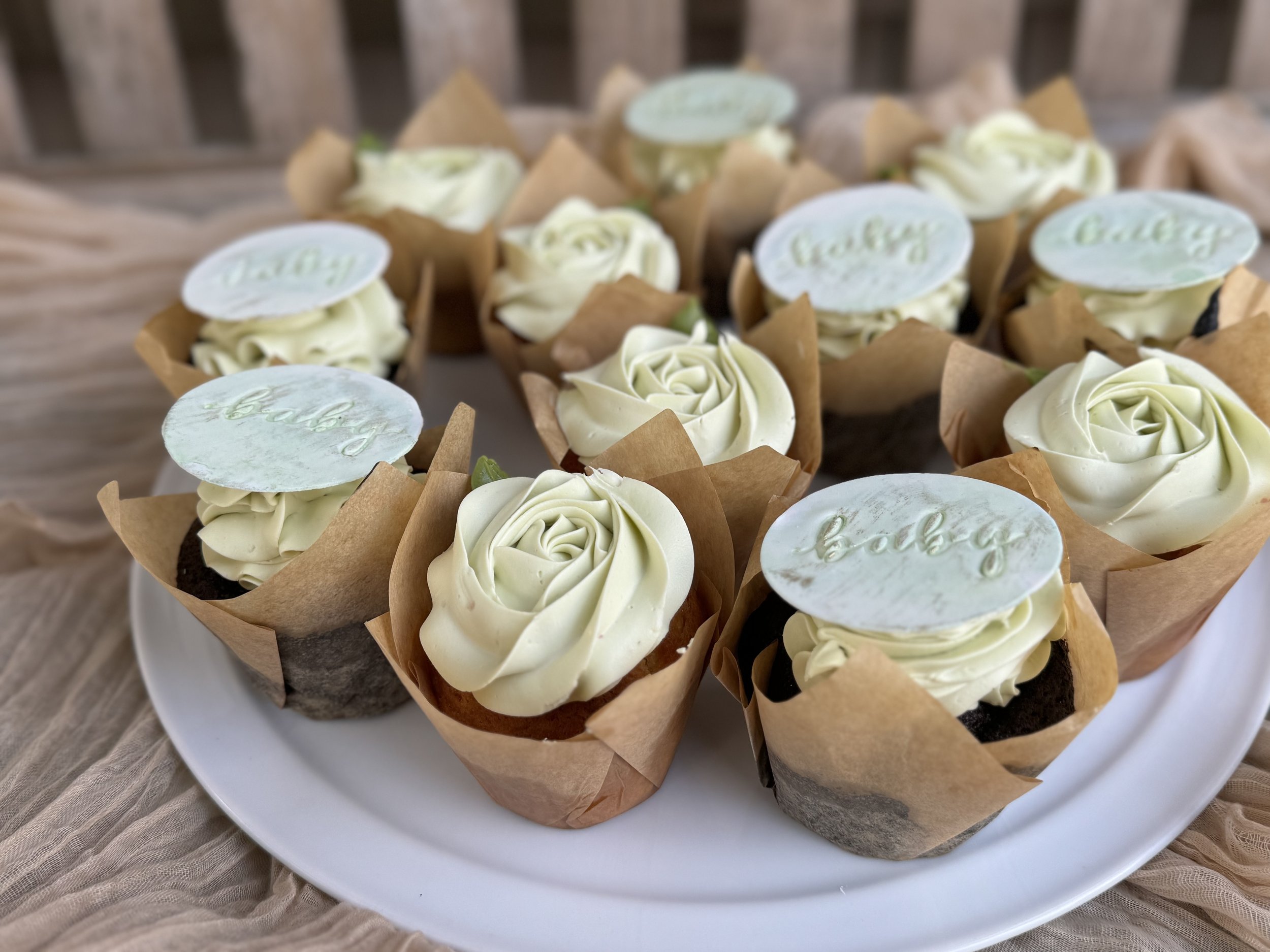 celebration cupcakes baby shower birthday anniversary tulip liner cupcakes (4).jpg
