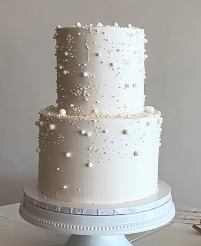 two tiered pearl cake.jpg