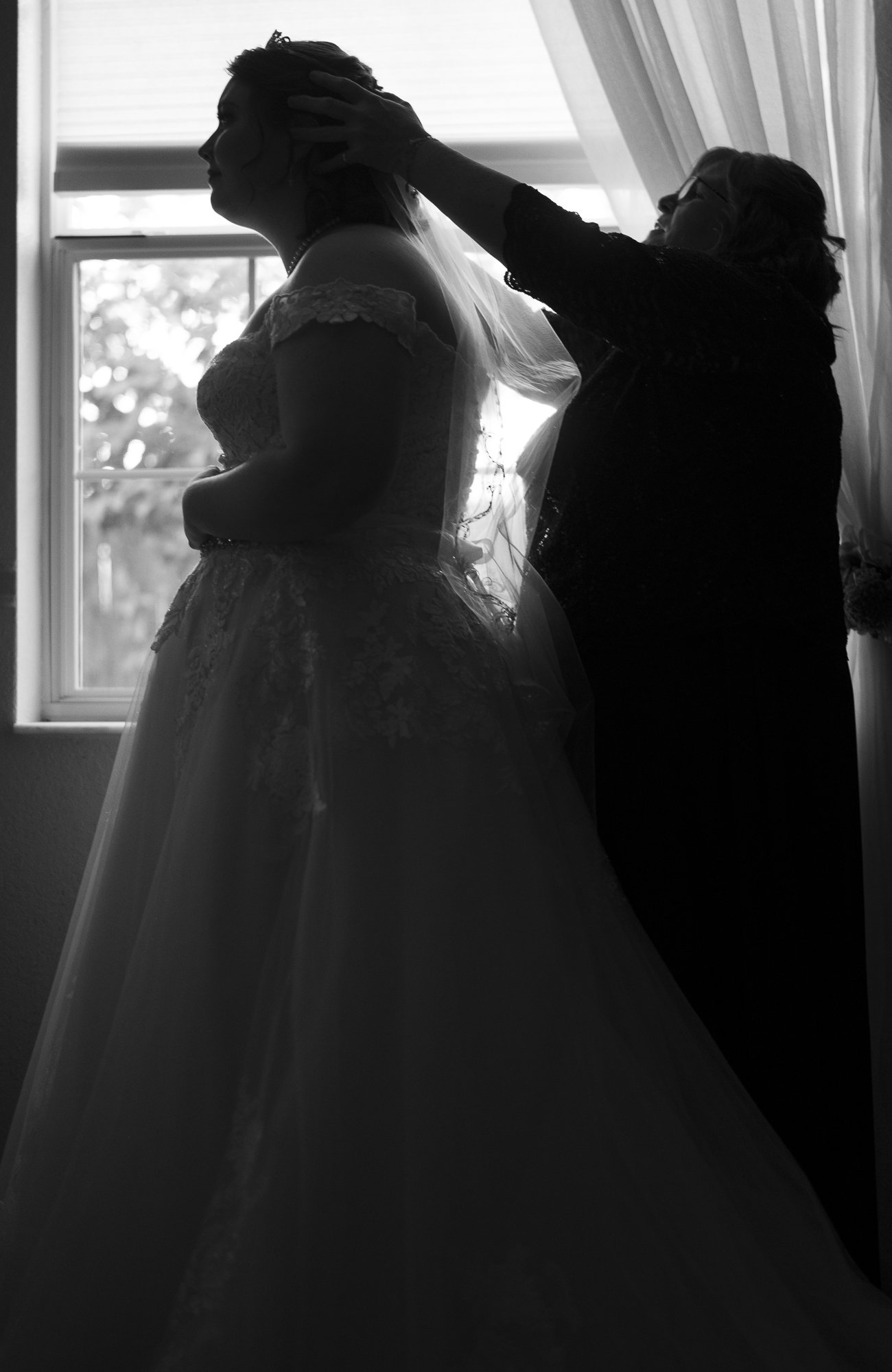123021-Ally&Cory-Sneakpeaks-004.jpg