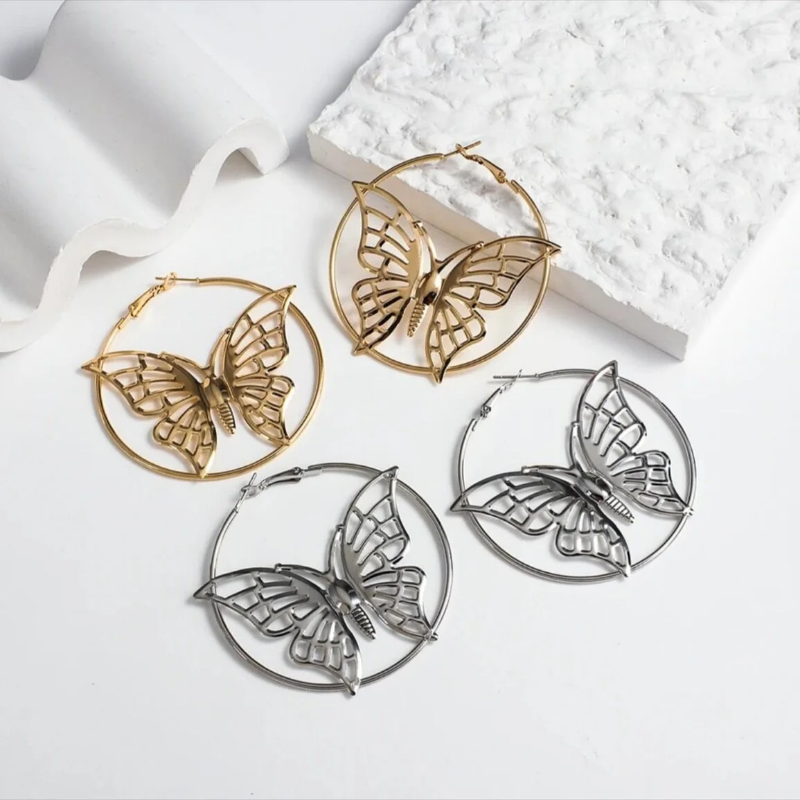 Butterfly hoops