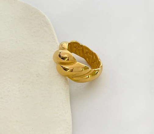Chunky Twist Ring