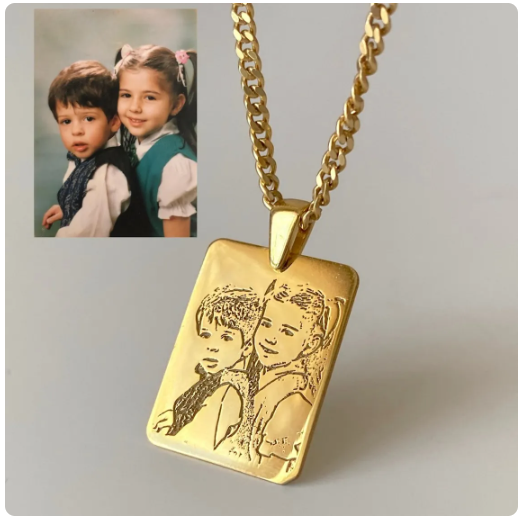 Engraved picture pendent
