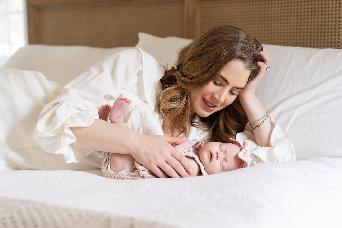 Images of moms with their babies are some of my absolute favorites. Really babies of any age. It&rsquo;s so important to have these concrete reminders of how much we love our littles AND how much they love us. Especially during the night feedings or 