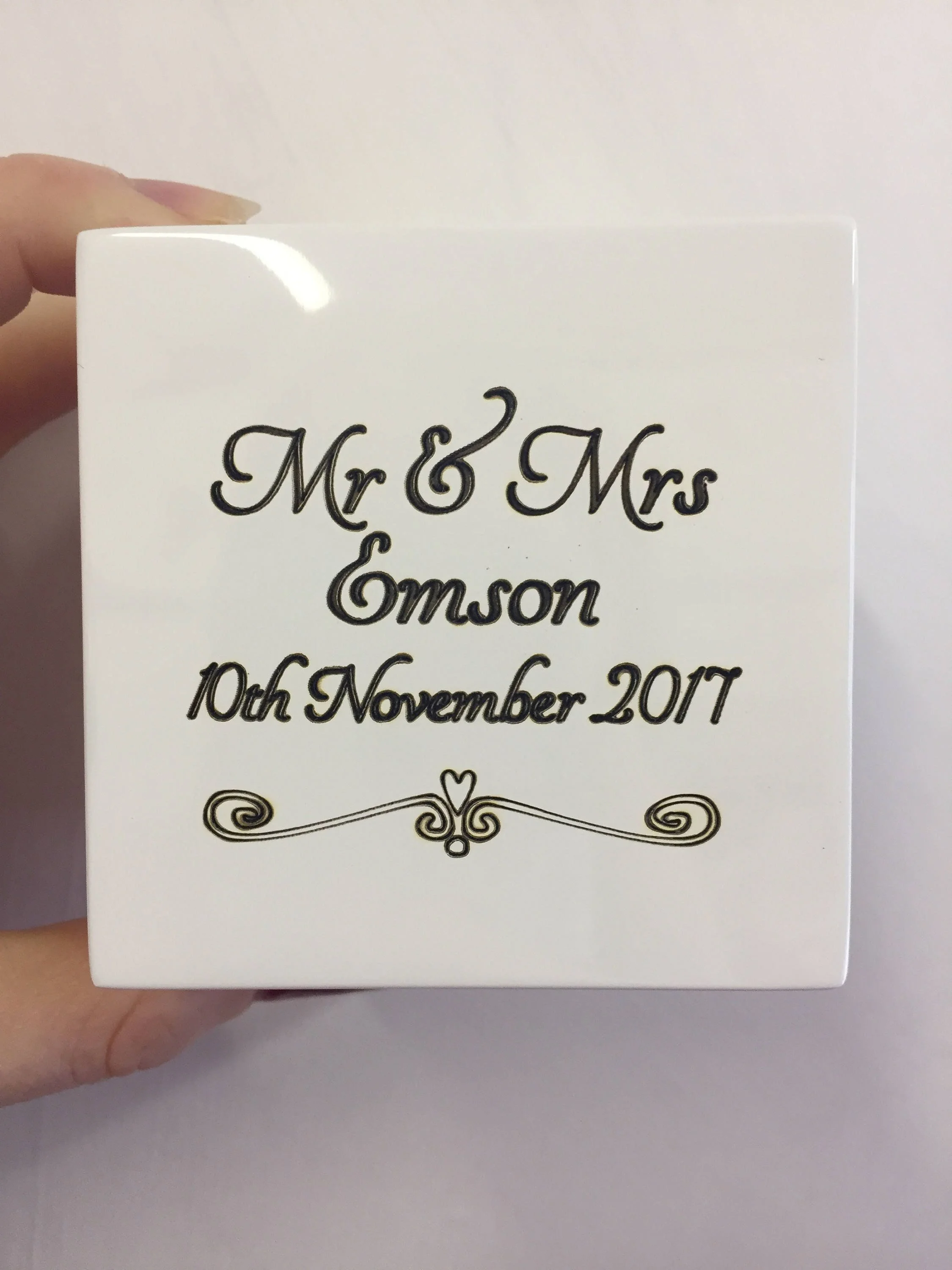 https://i.etsystatic.com/10829950/r/il/7c37e3/1226536495/il_fullxfull.1226536495_6x2t.jpg