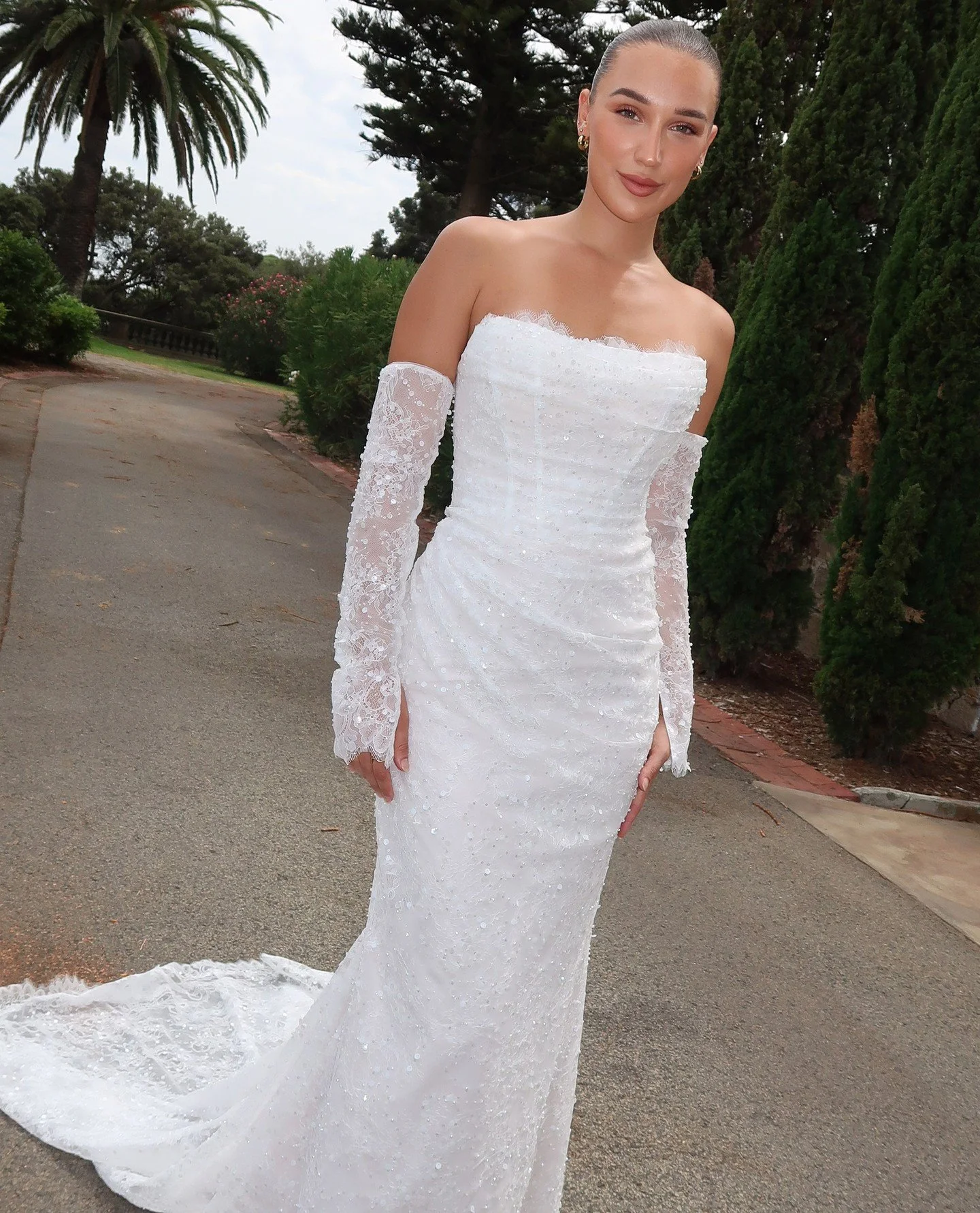 All eyes on our Heidi. ⁠
She is feminine, flattering and unforgettable. 🤍