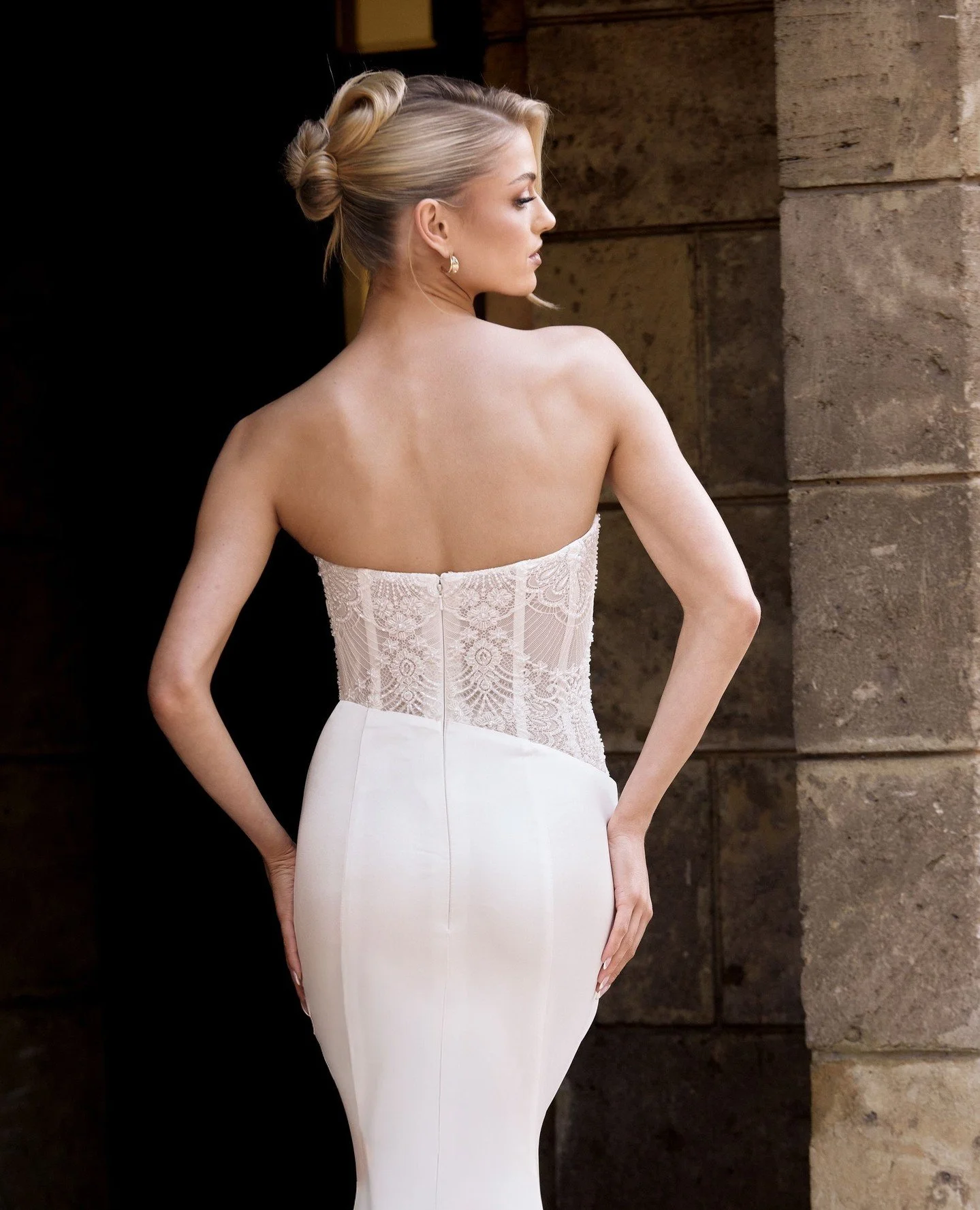 When the back of the dress is just as flattering as the front.⁠
⁠
MAE. 🤍