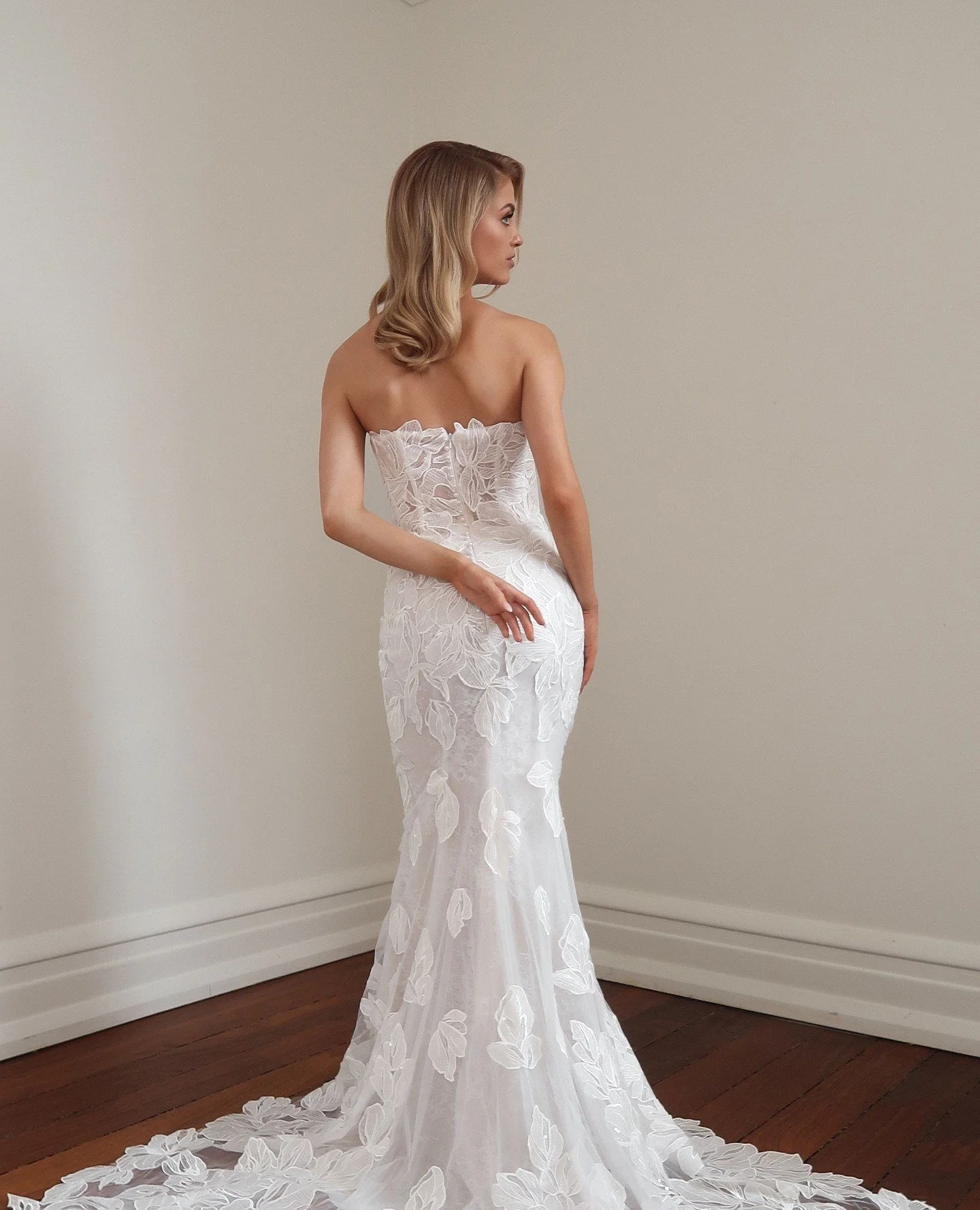 The stunning lace of our Mabel gown. 🤍⁠
⁠
Preview '27.
