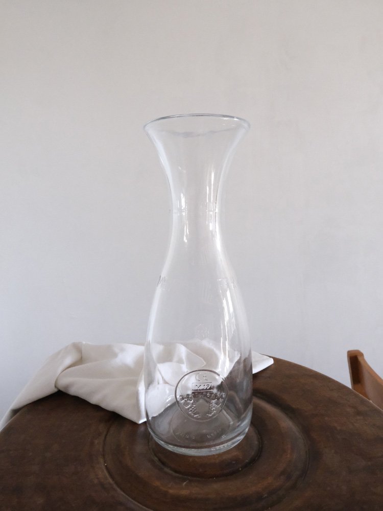 superchinerie-Kit-vaisselle-5-carafe.jpg